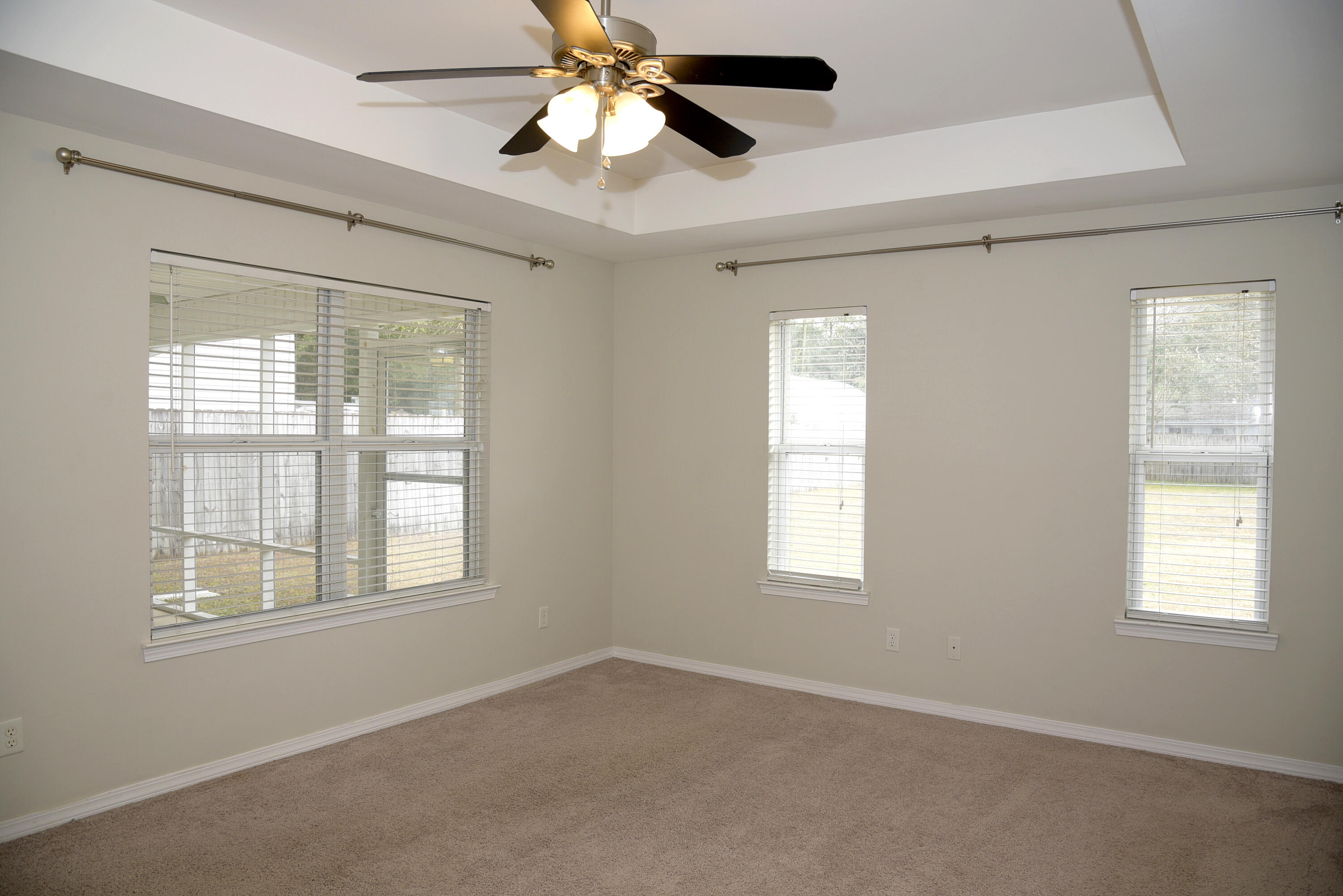 ROSEMONT S/D - Residential Lease