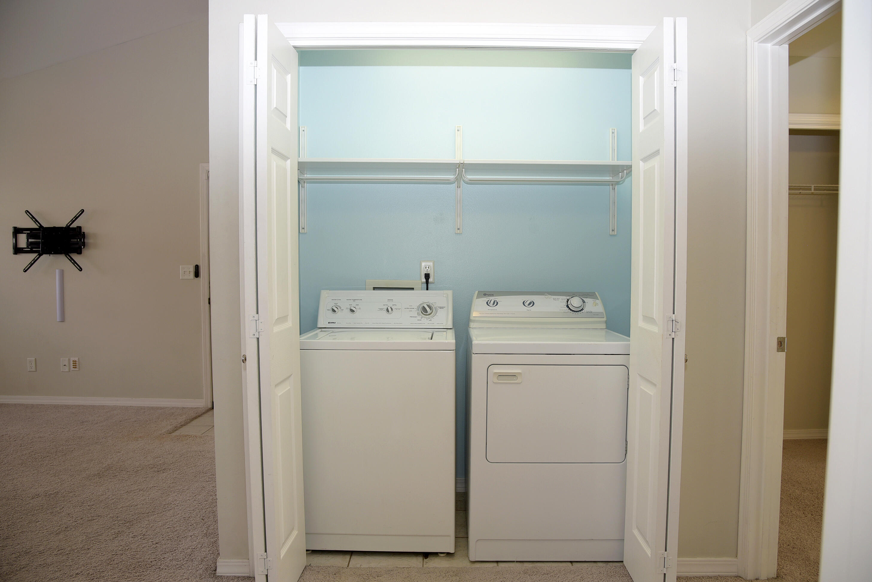 ROSEMONT S/D - Residential Lease
