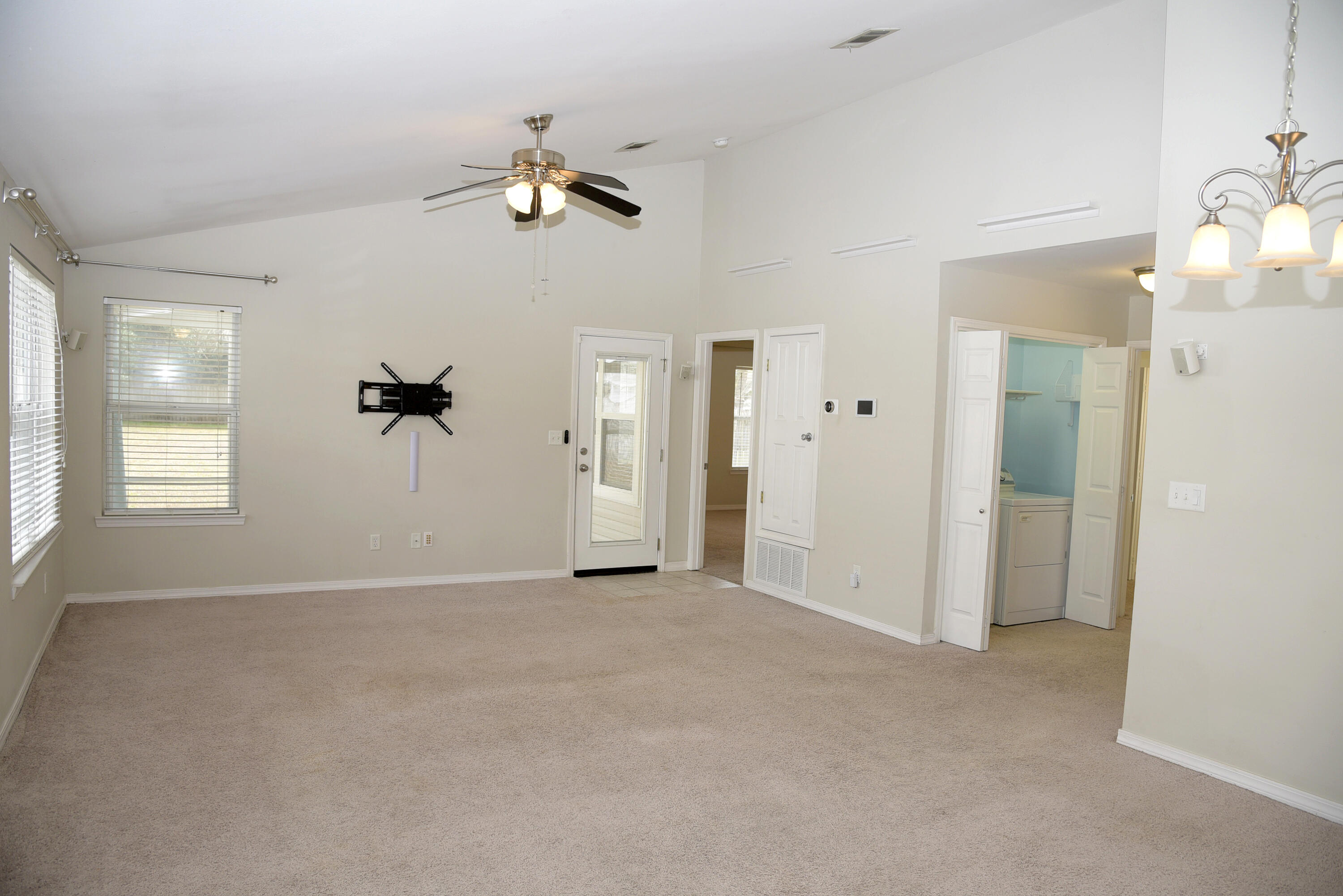 ROSEMONT S/D - Residential Lease