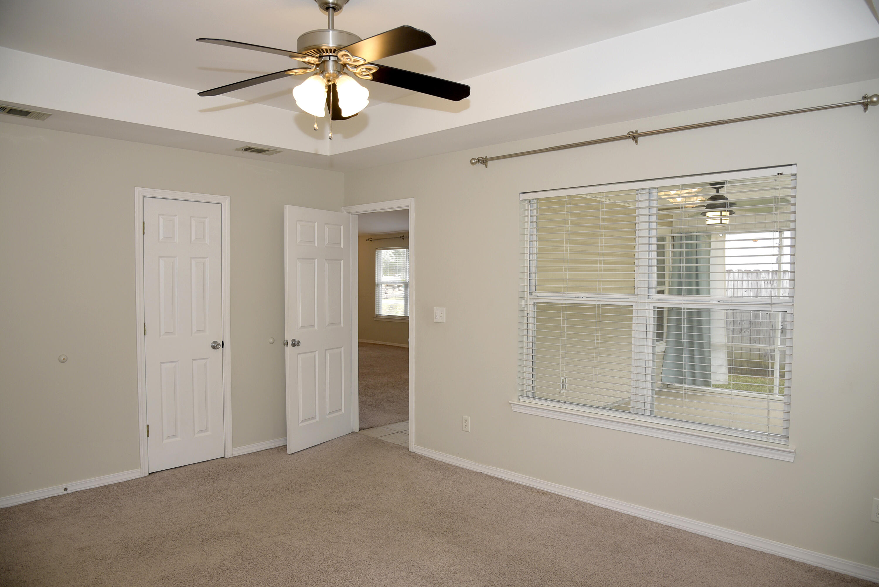 ROSEMONT S/D - Residential Lease