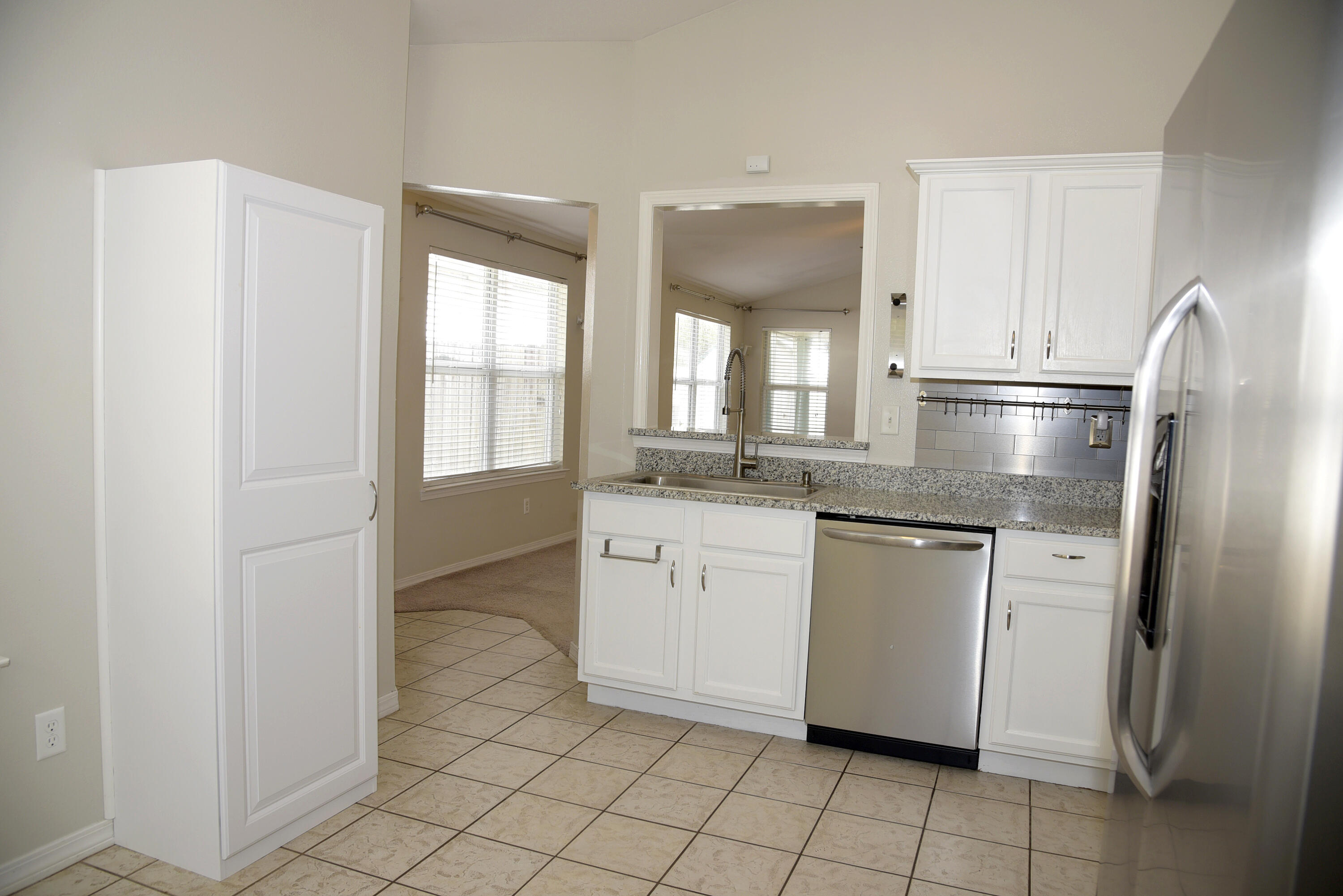 ROSEMONT S/D - Residential Lease