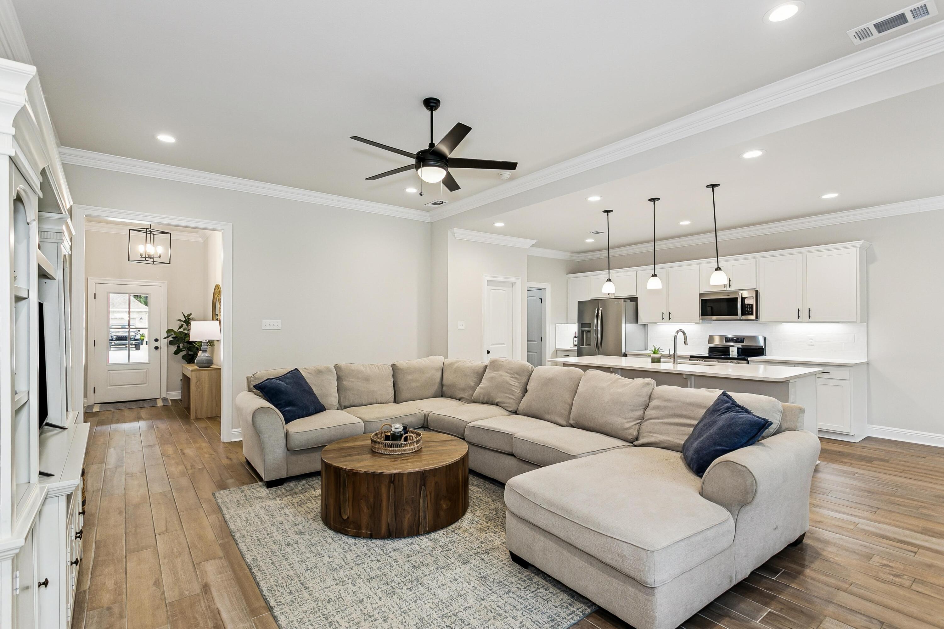 HAMMOCK BAY - MOONSWEPT - Residential