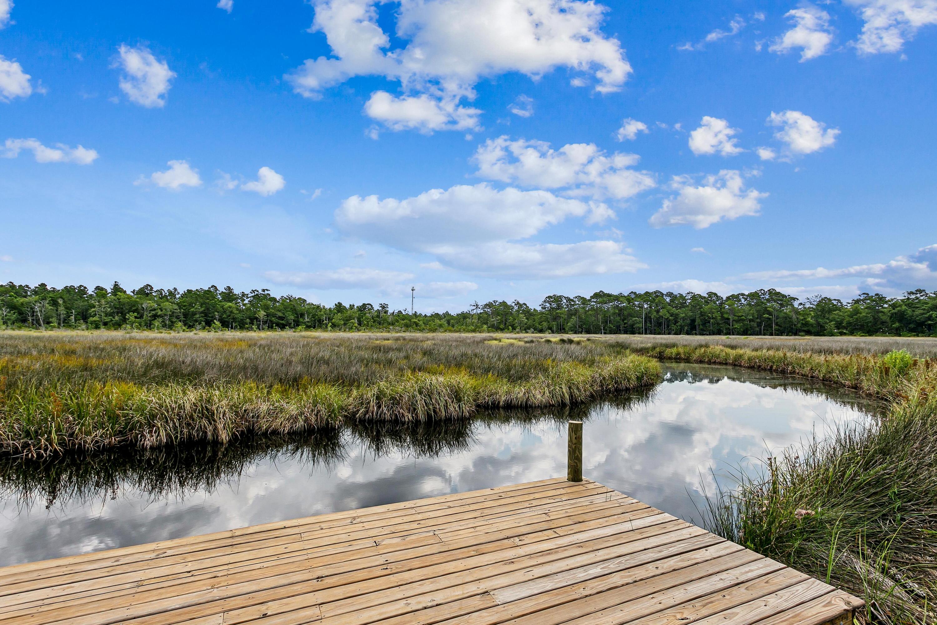 HAMMOCK BAY - MOONSWEPT - Residential