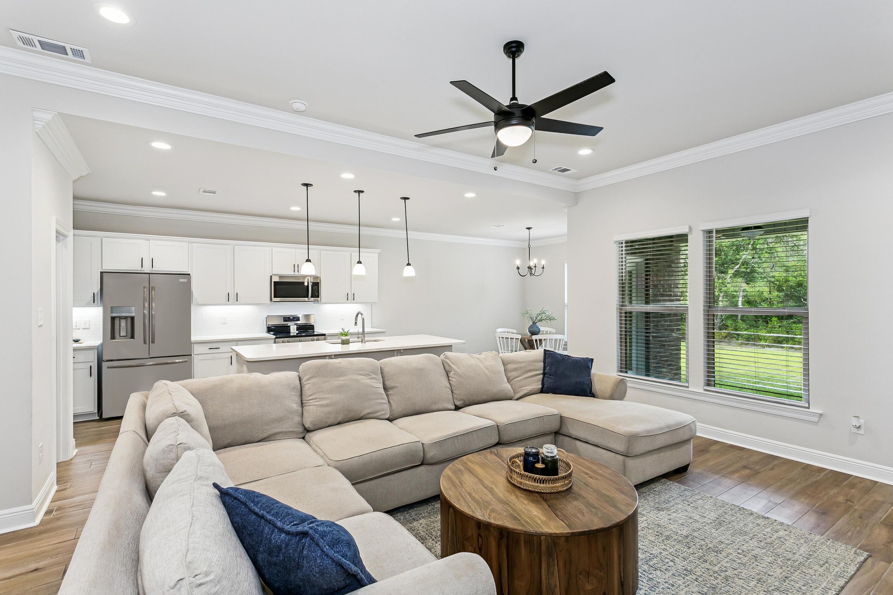 HAMMOCK BAY - MOONSWEPT - Residential