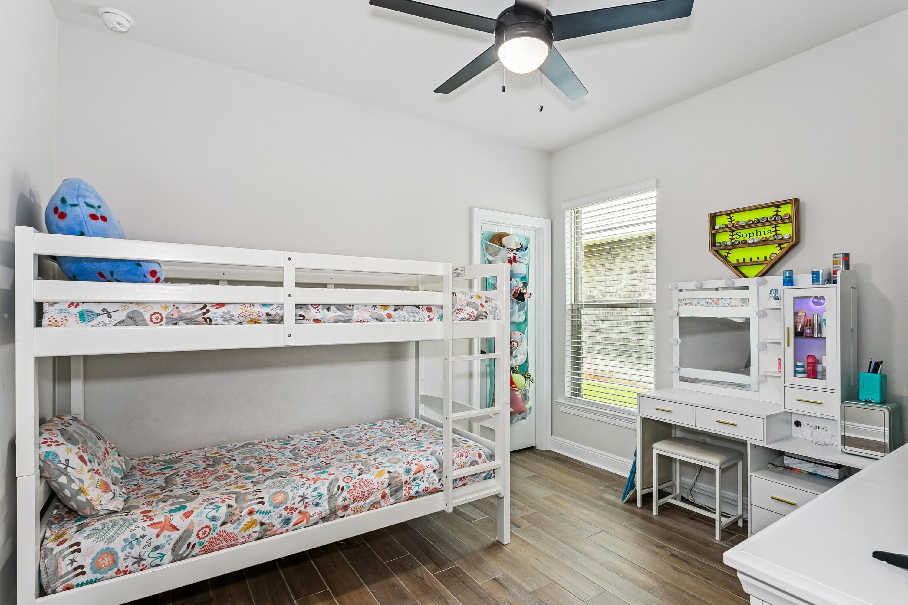 HAMMOCK BAY - MOONSWEPT - Residential