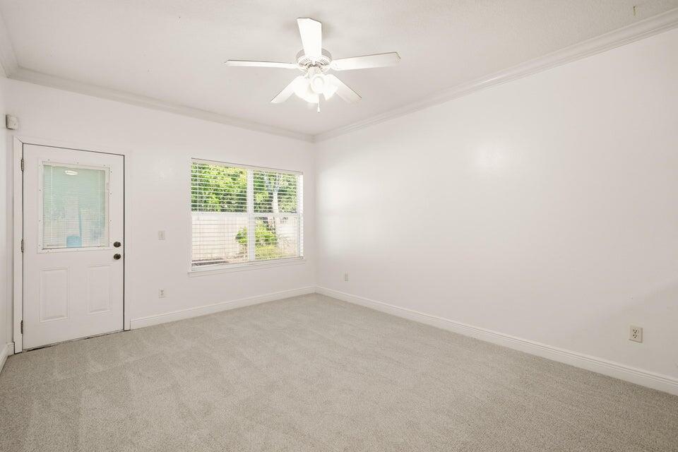 Hadleigh Hills - Residential Lease