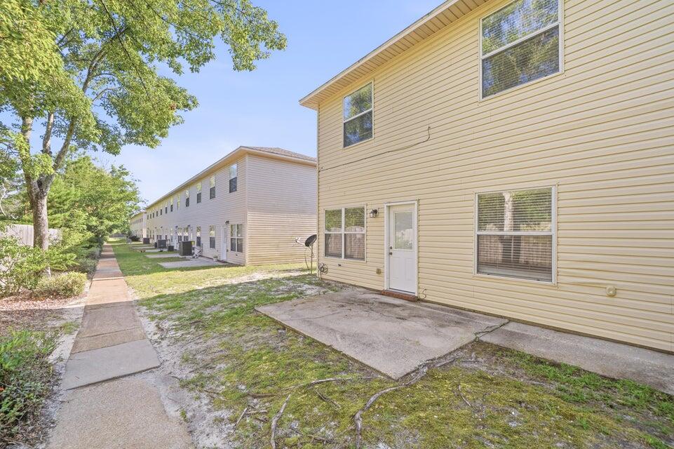 Hadleigh Hills - Residential Lease