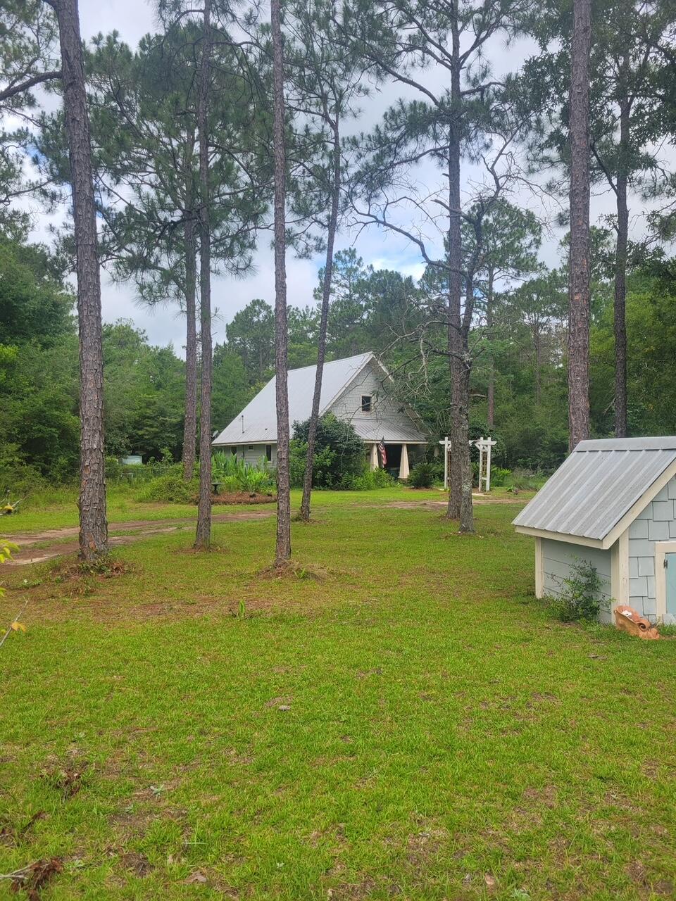 RUSTLING PINES - Residential