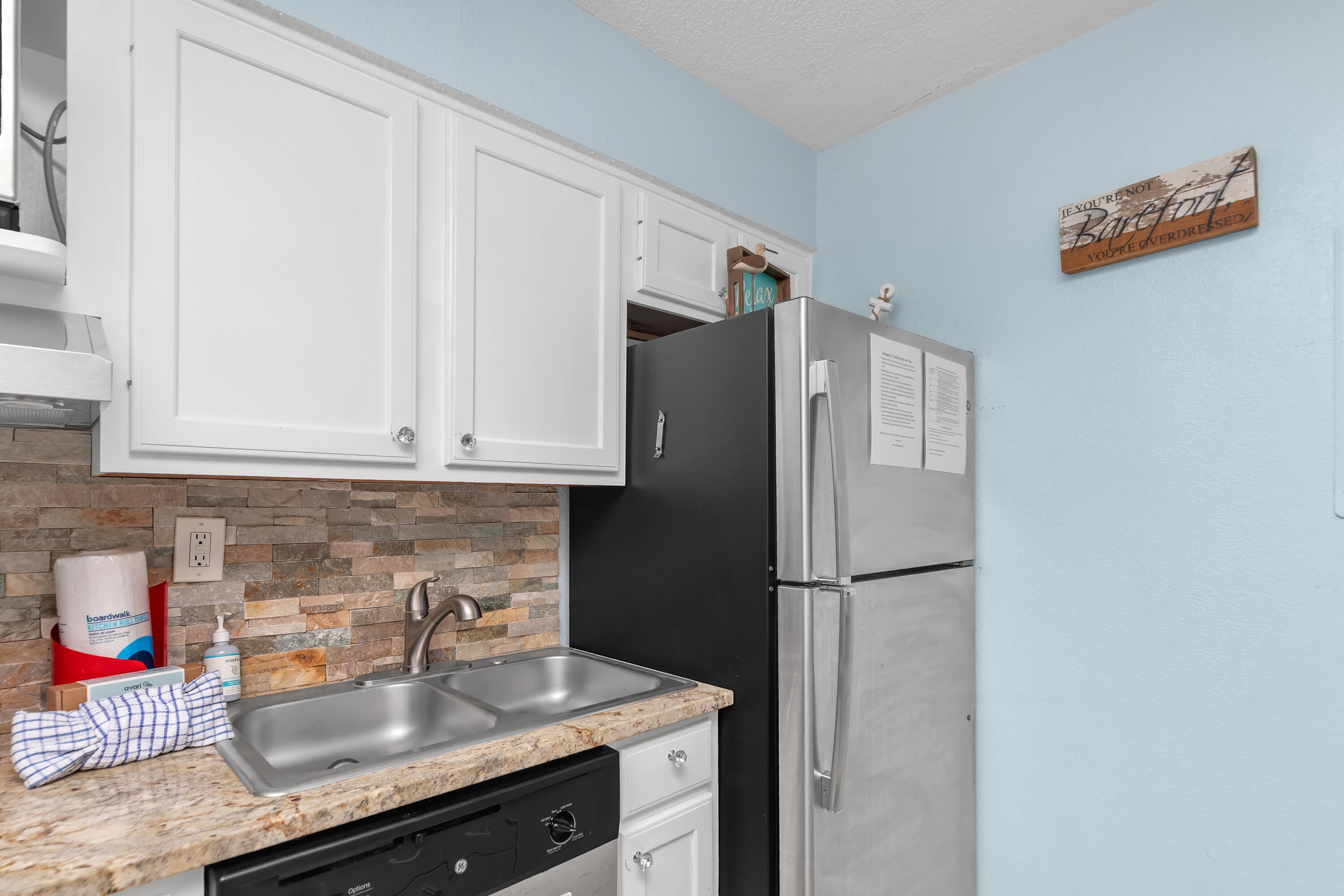 ISLANDER BEACH RESORT CONDO - Residential