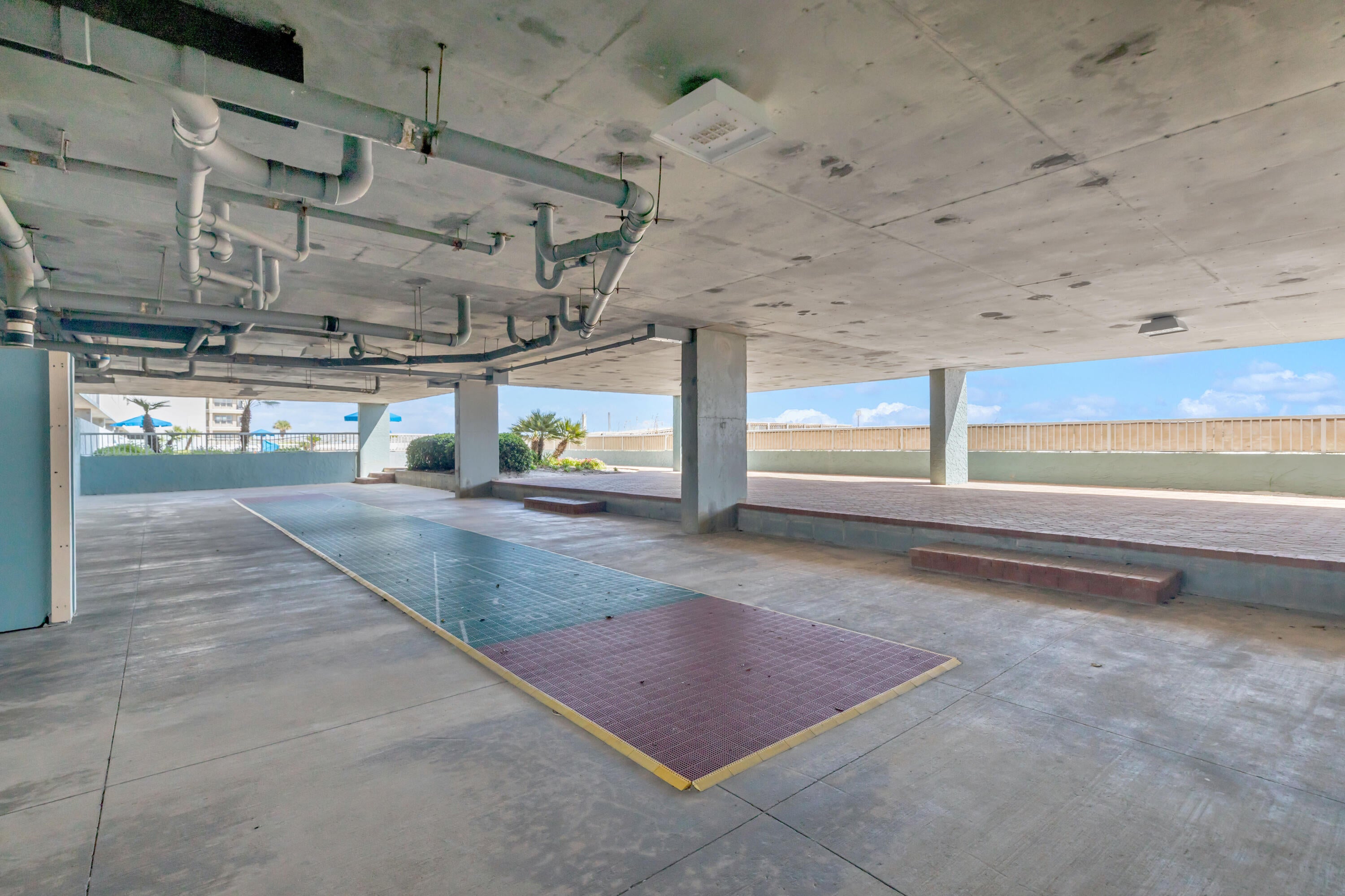 ISLANDER BEACH RESORT CONDO - Residential