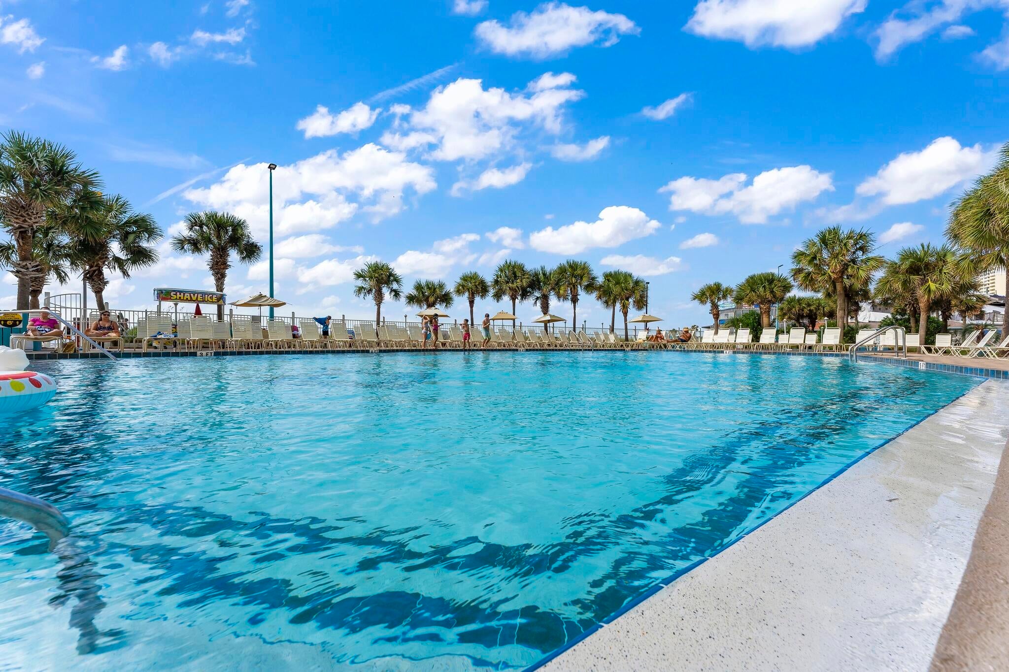 SUMMIT CONDOMINIUM, THE - Residential