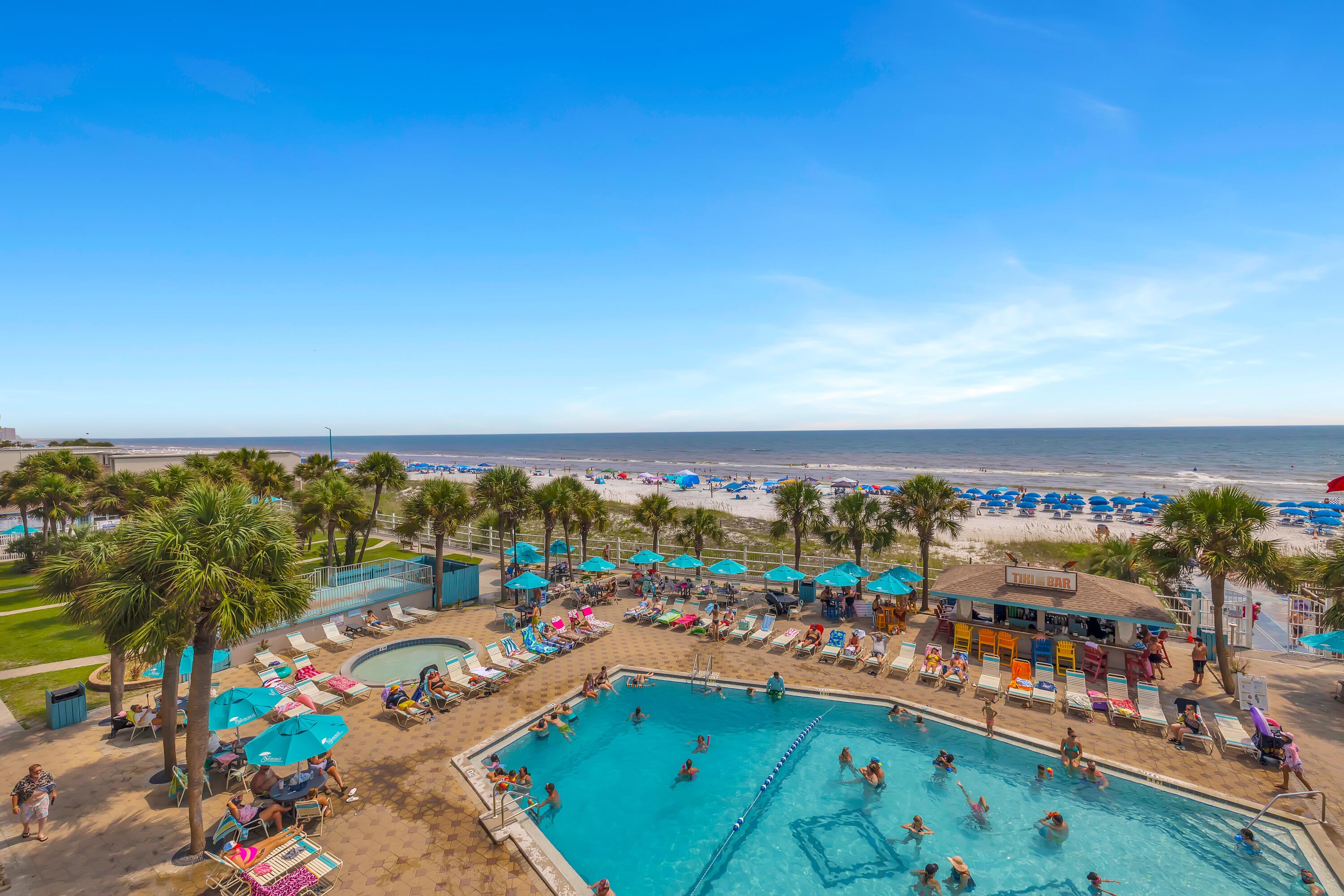 SUMMIT CONDOMINIUM, THE - Residential