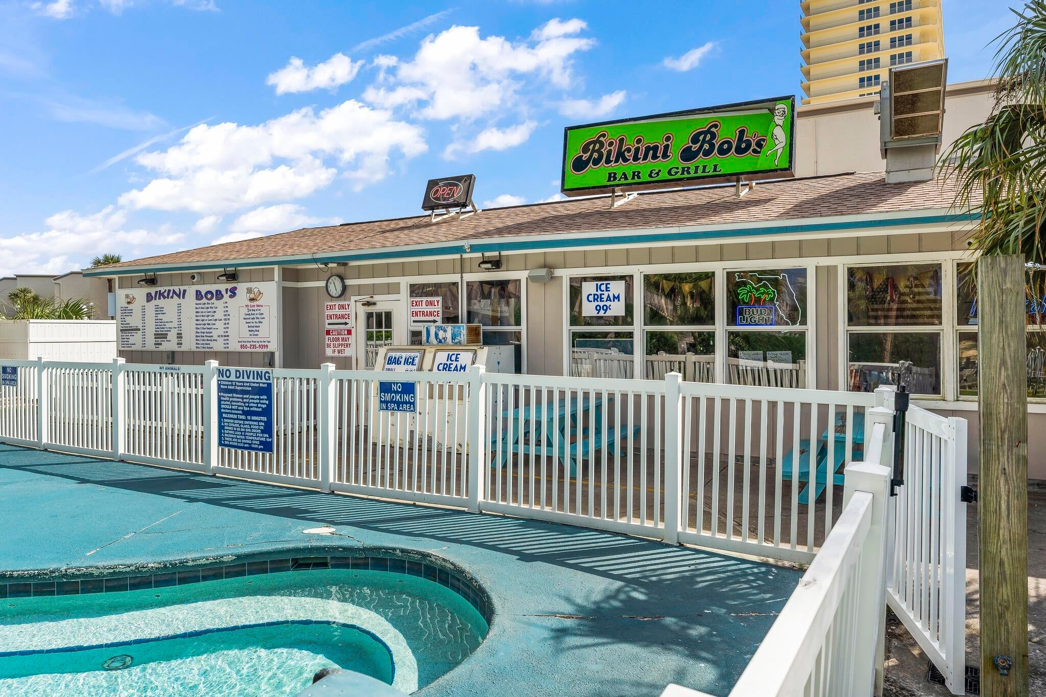 SUMMIT CONDOMINIUM, THE - Residential