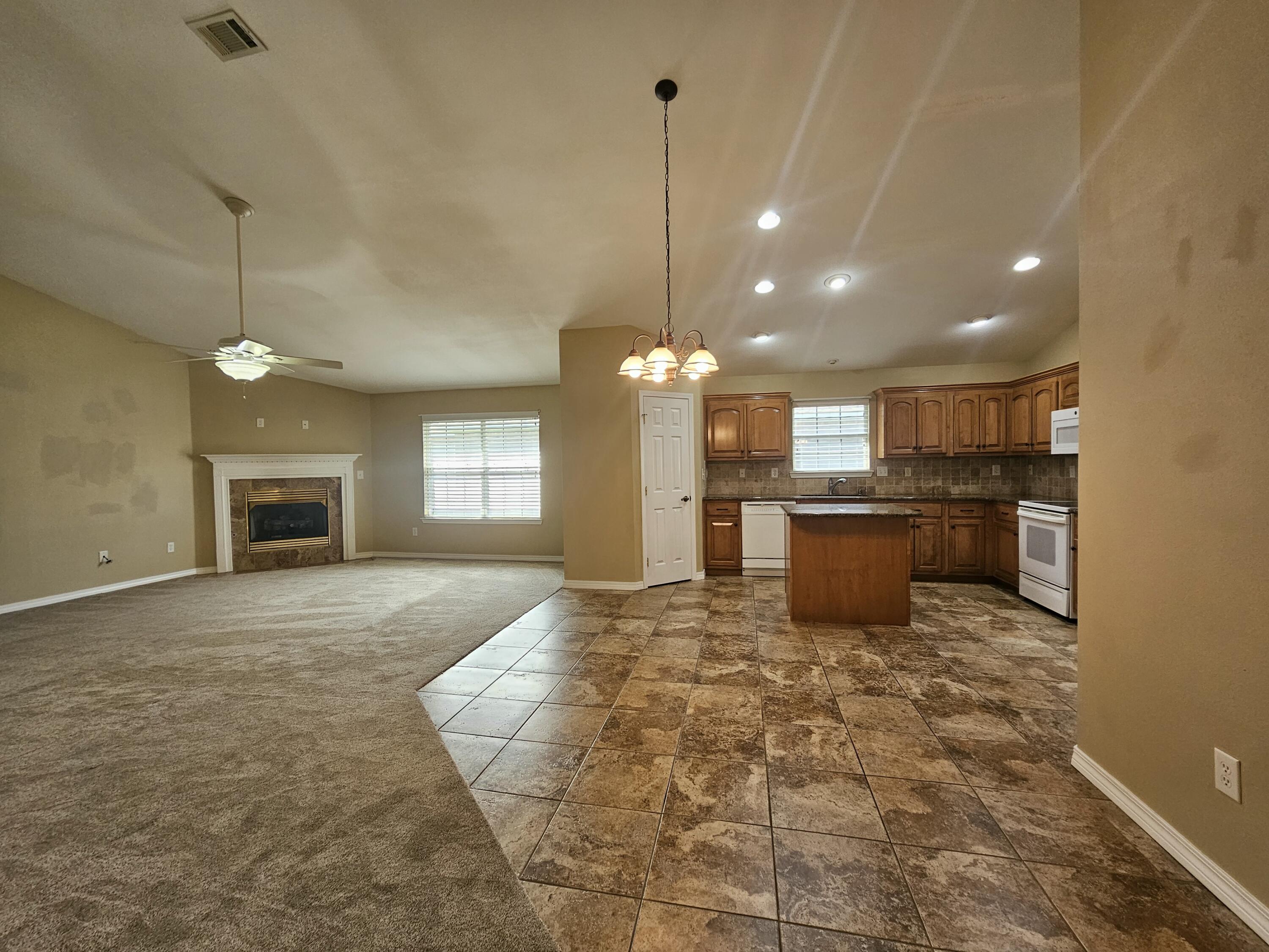 MAGNOLIA PLANTATION AT BLUEWATER BAY - Residential Lease