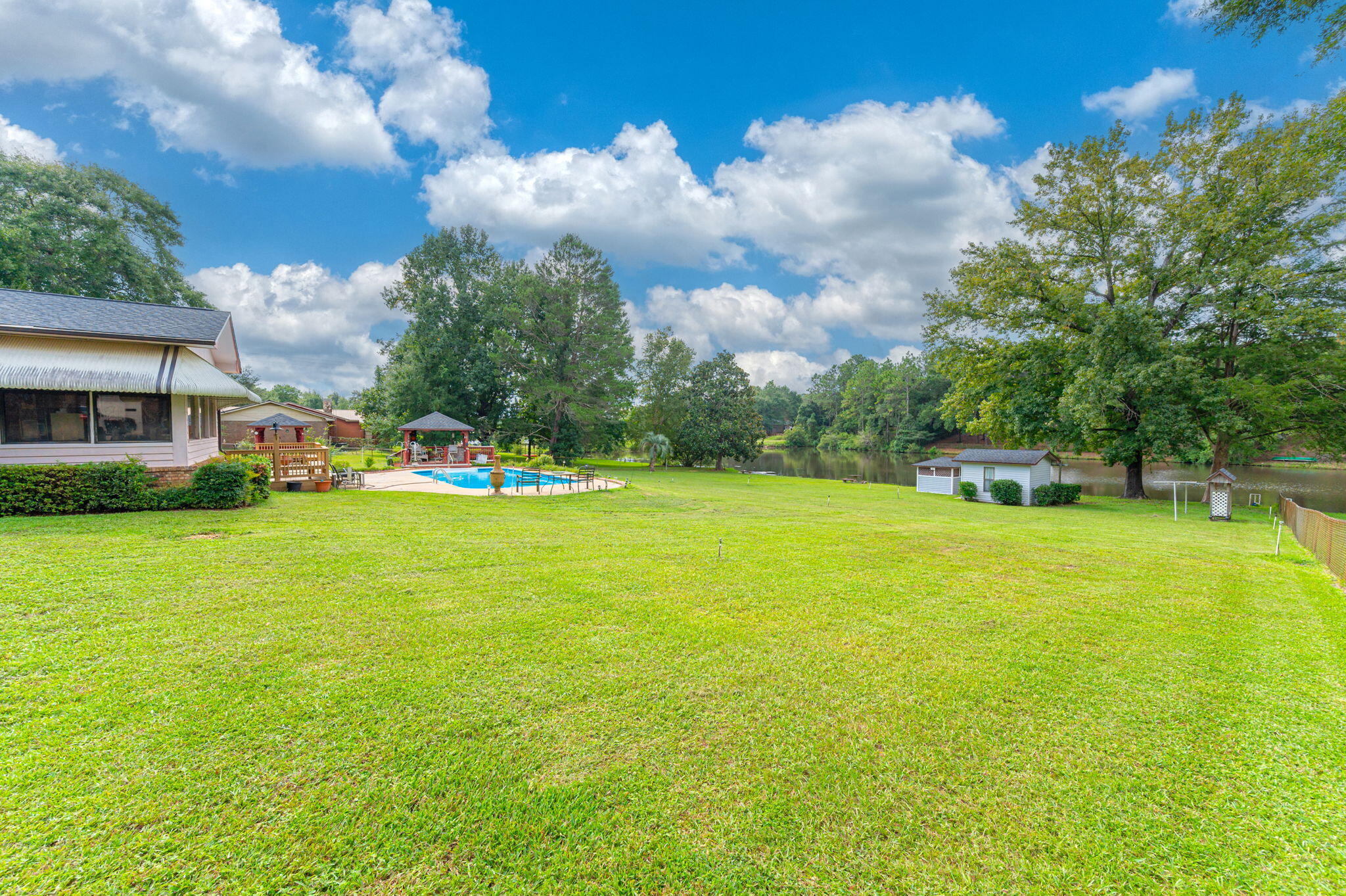 NO RECORDED SUBDIVISION - Residential