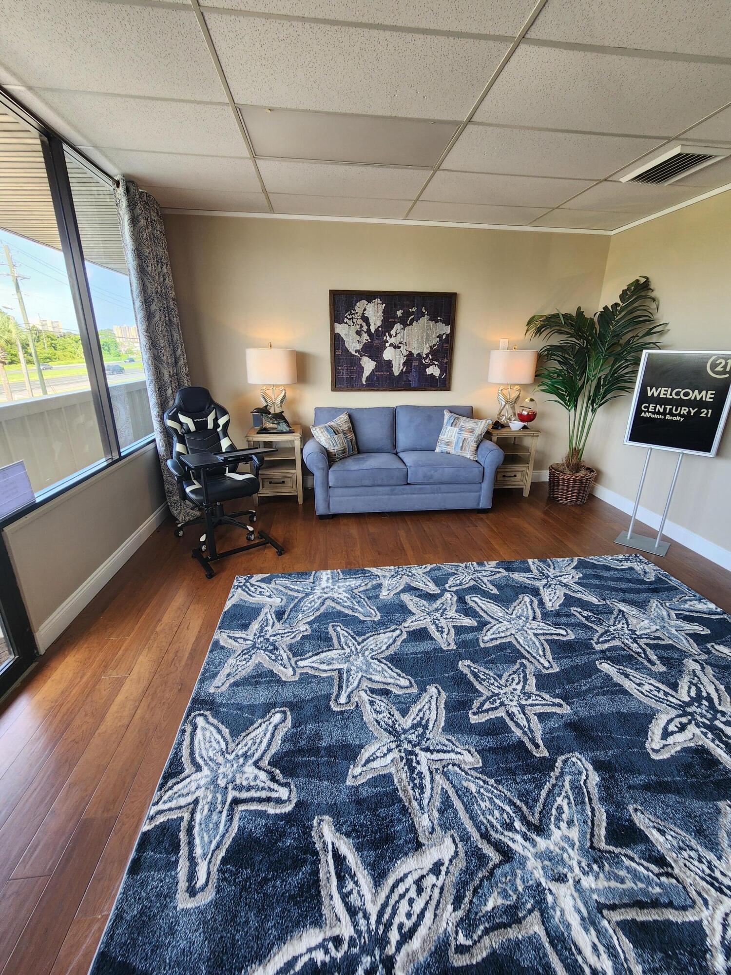 Unit has a average daily traffic counts of 45,500 vehicles, this is a tremendous opportunity to own commercial real estate in the heart of Panama City Beach's massive growth. Whether you are looking for a space for your own business or to buy and hold to lease to someone else, Panama Plaza's location is ideal. Close to the new 87-acre research hospital and a variety of other development, be sure and put this on your list to consider. This particular unit is in excellent condition. Tenant is only responsible for electricity, internet, and phone. Everything else is covered under cam fee