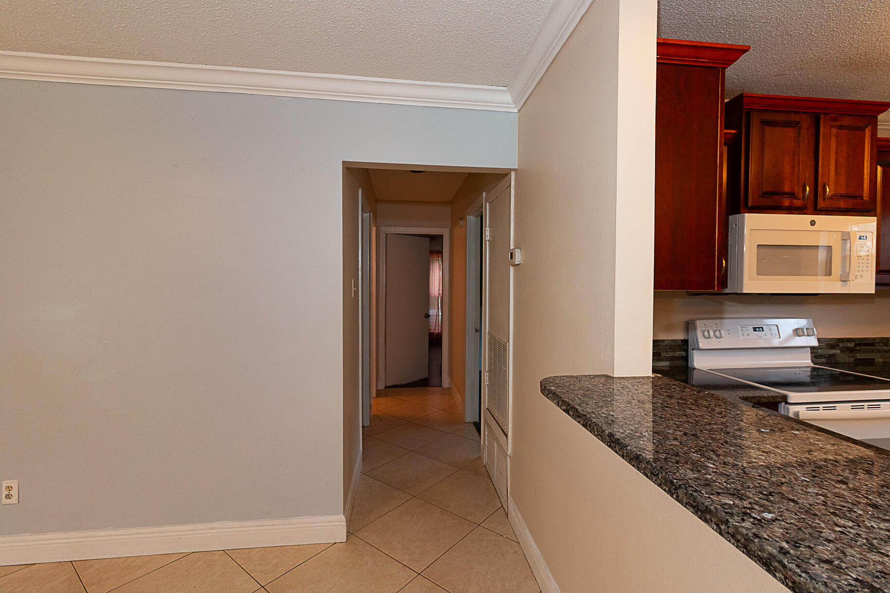 NAVARRE S/D 2ND ADDN - Residential