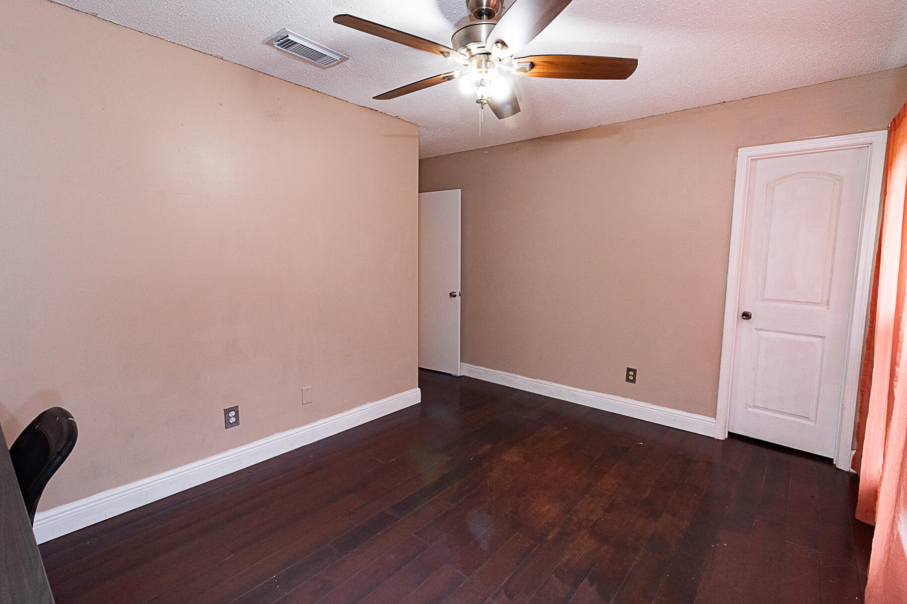 NAVARRE S/D 2ND ADDN - Residential