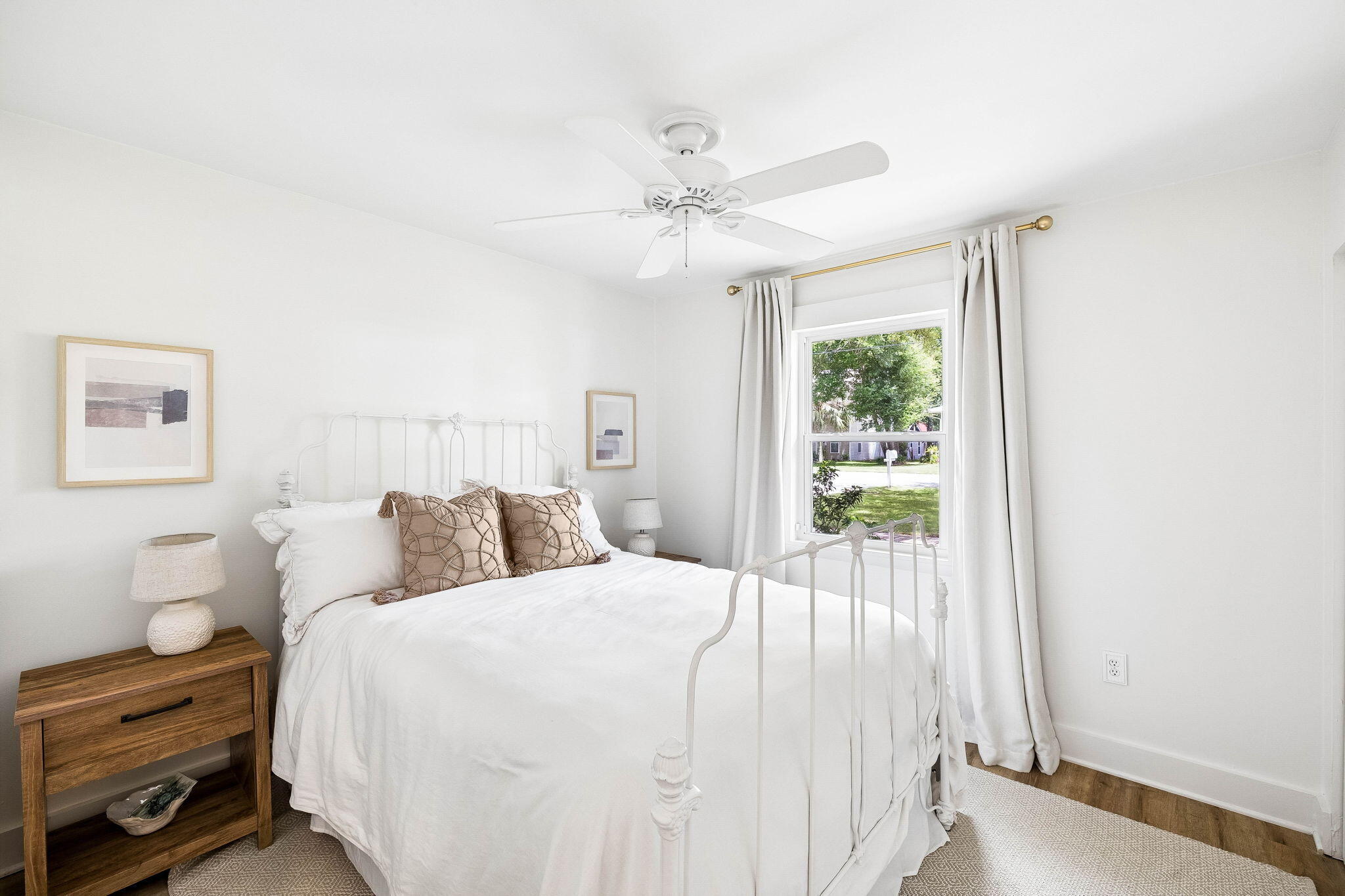 DAUGHETTES AMENDED - Residential