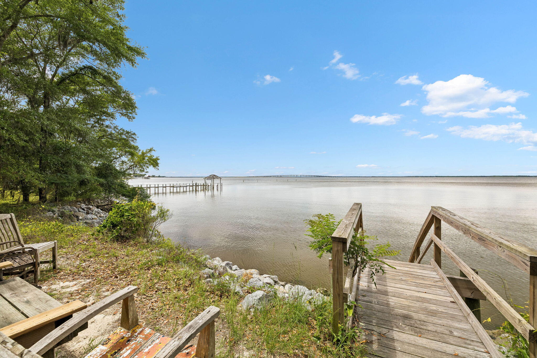 DAUGHETTES AMENDED - Residential