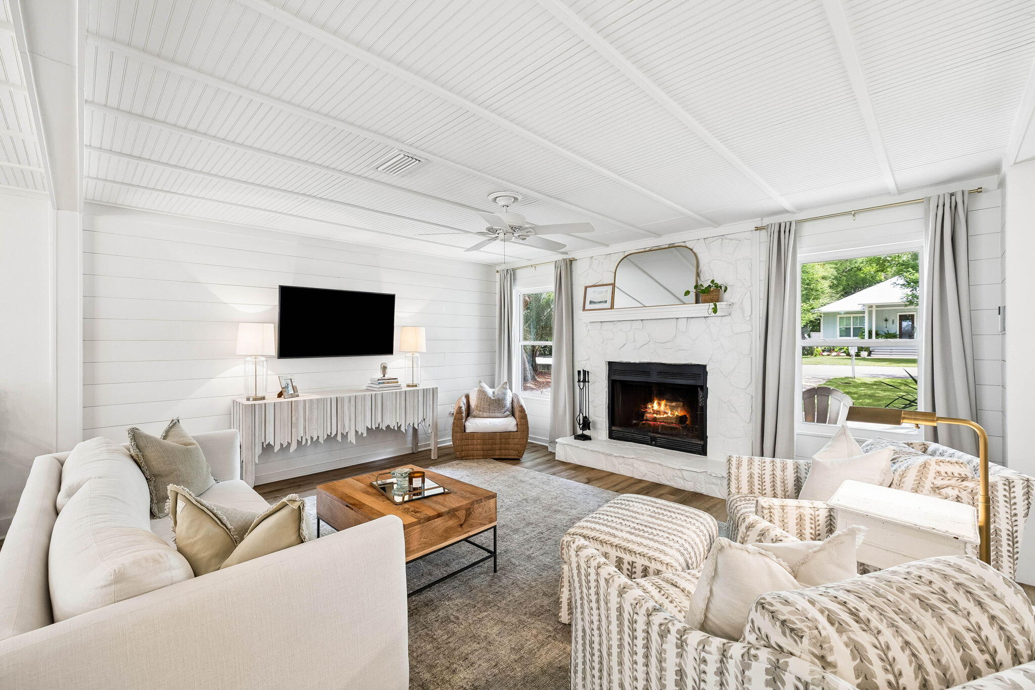 DAUGHETTES AMENDED - Residential
