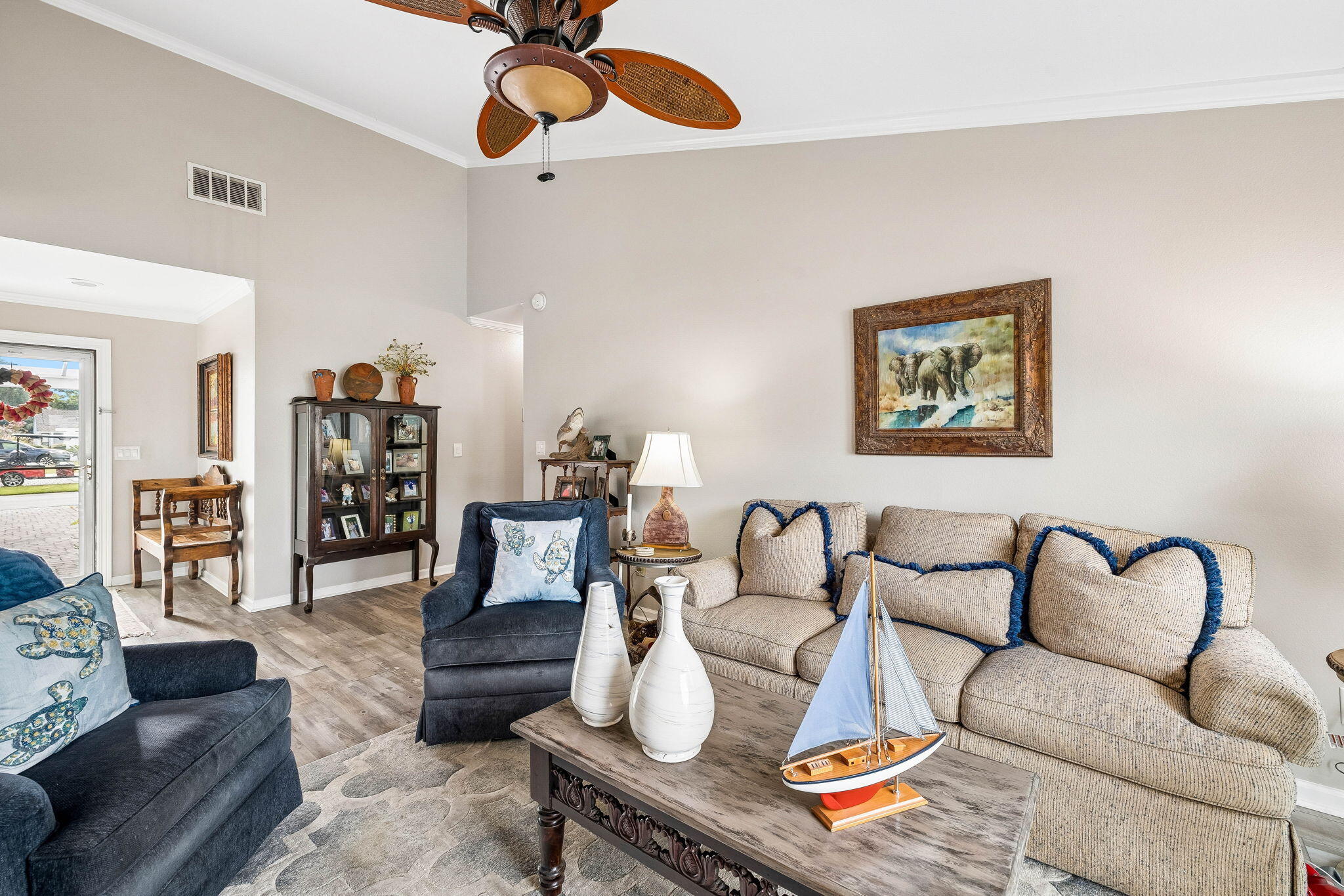 LINKSIDE VILLAGE UNIT 1 - Residential