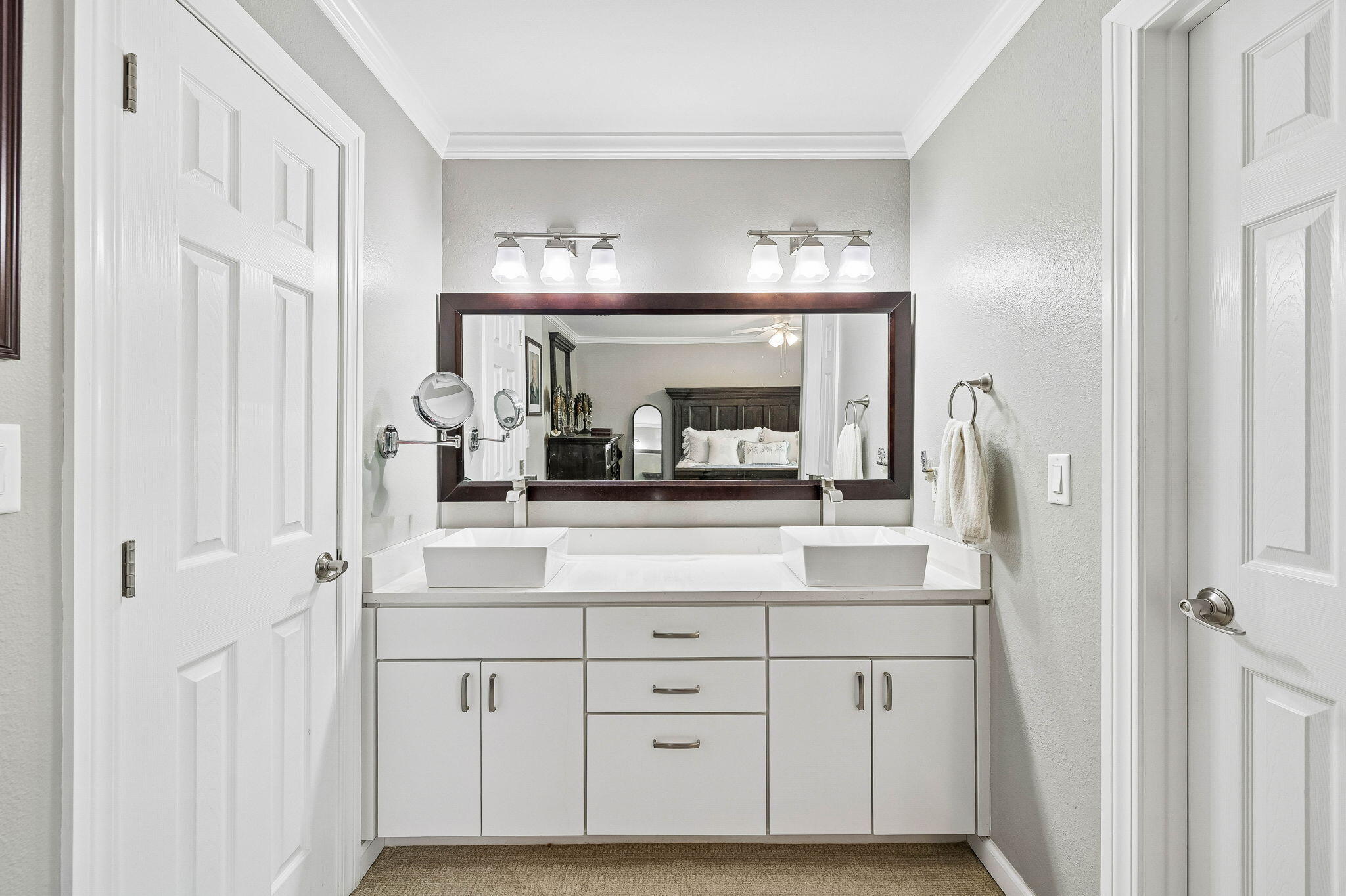 LINKSIDE VILLAGE UNIT 1 - Residential