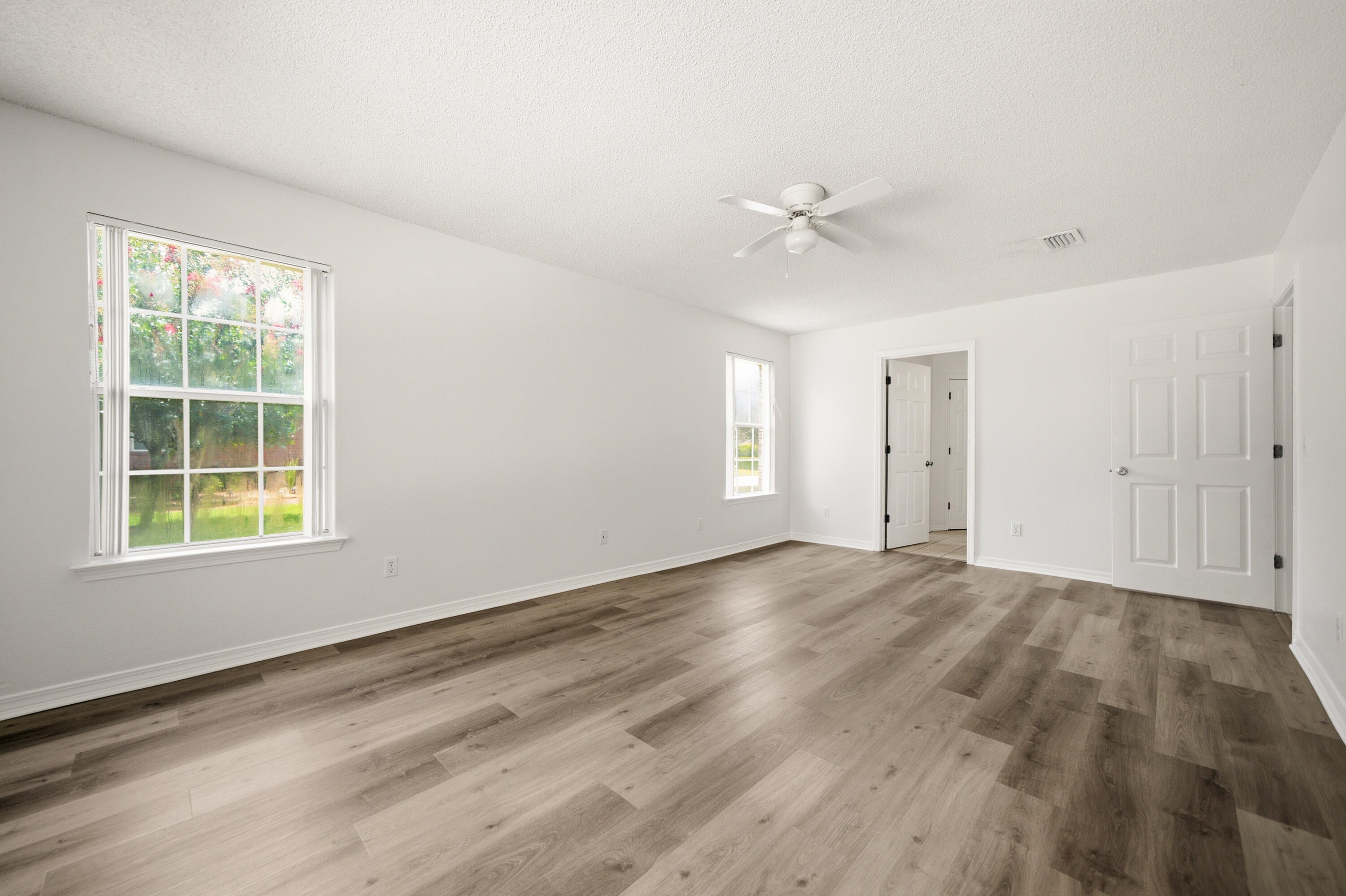 HOLLEY BY THE SEA - Residential