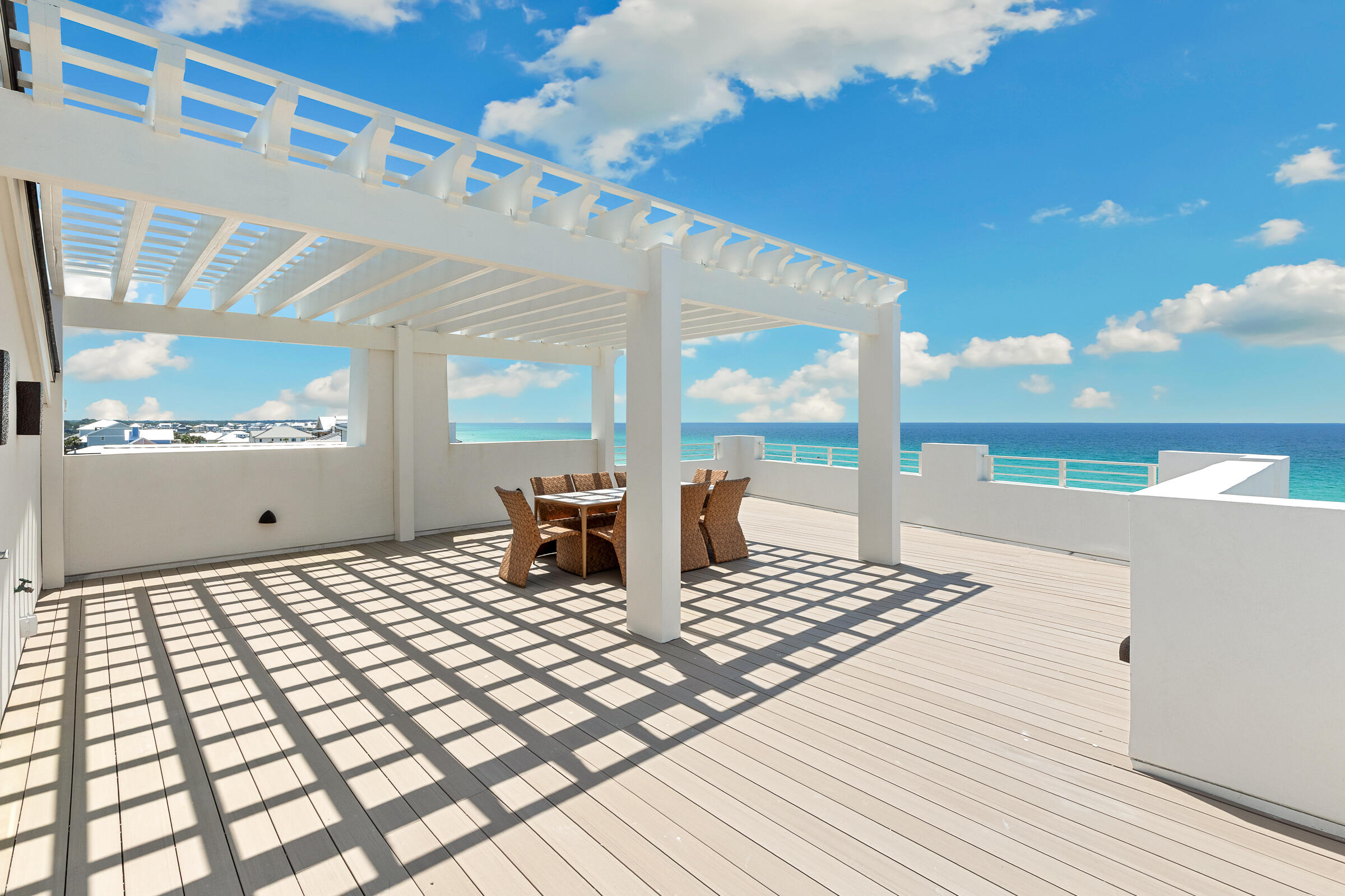 GULF TRACE - Residential