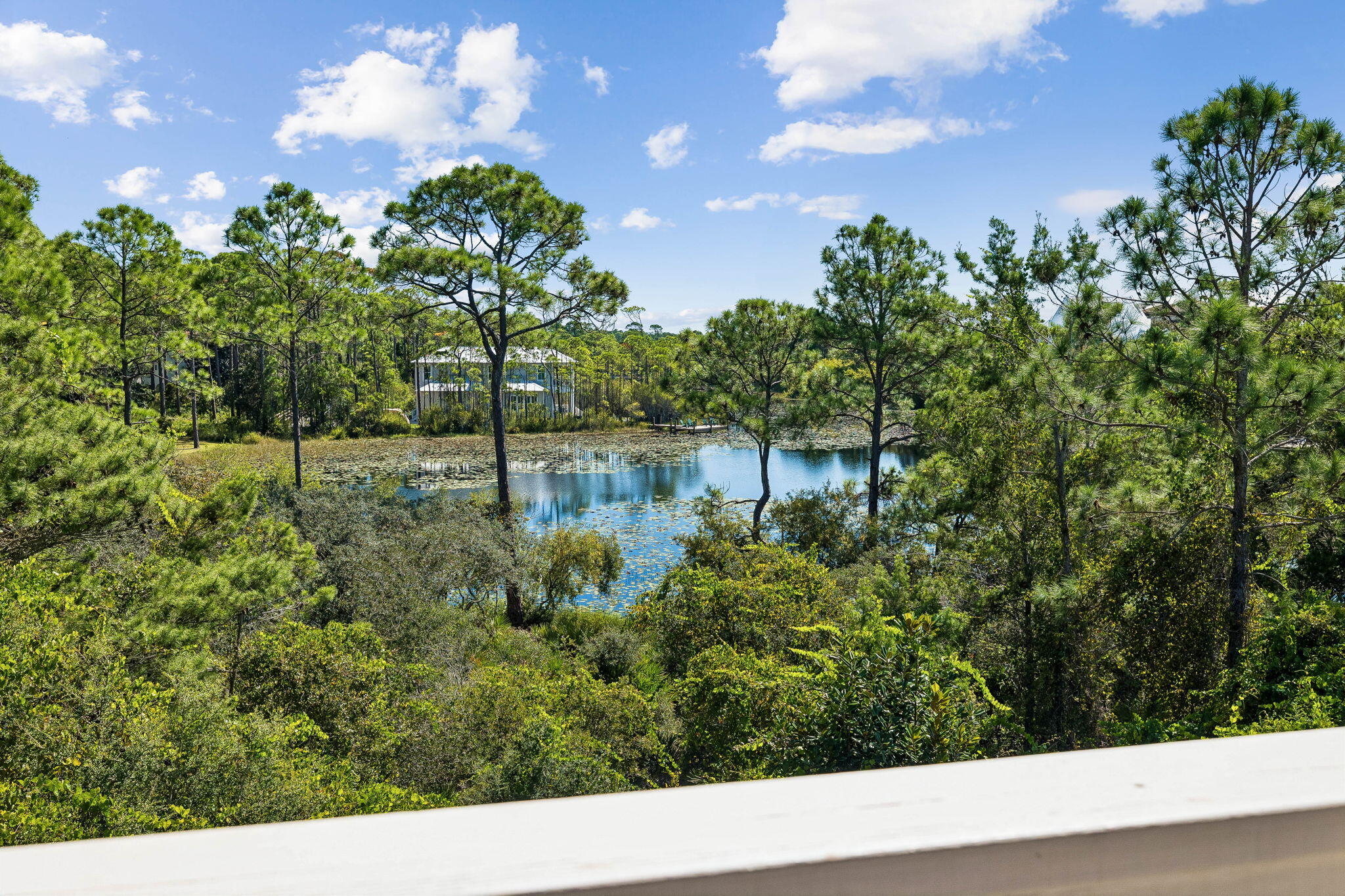 BEACHFRONT 2 PH 3 - Residential