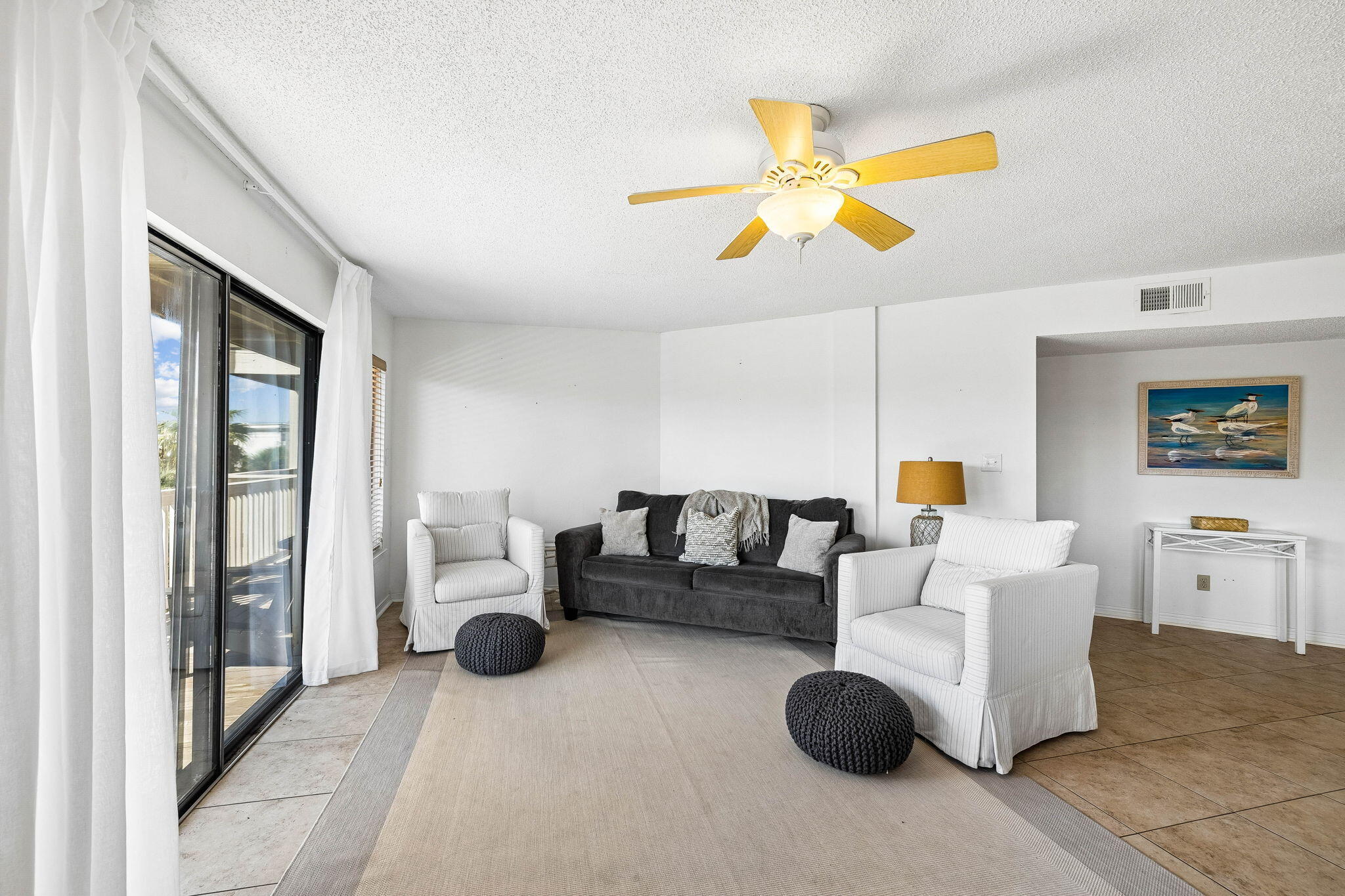BEACHFRONT 2 PH 3 - Residential