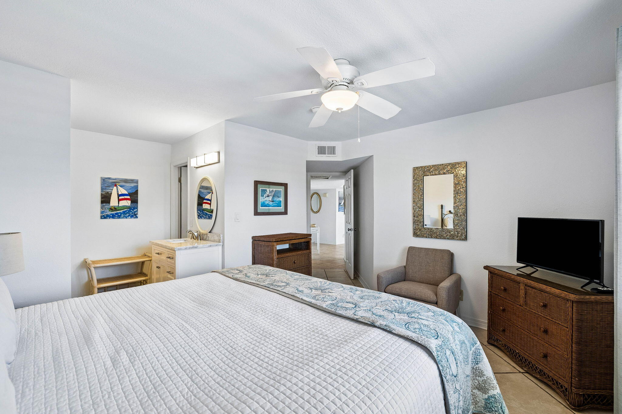 BEACHFRONT 2 PH 3 - Residential