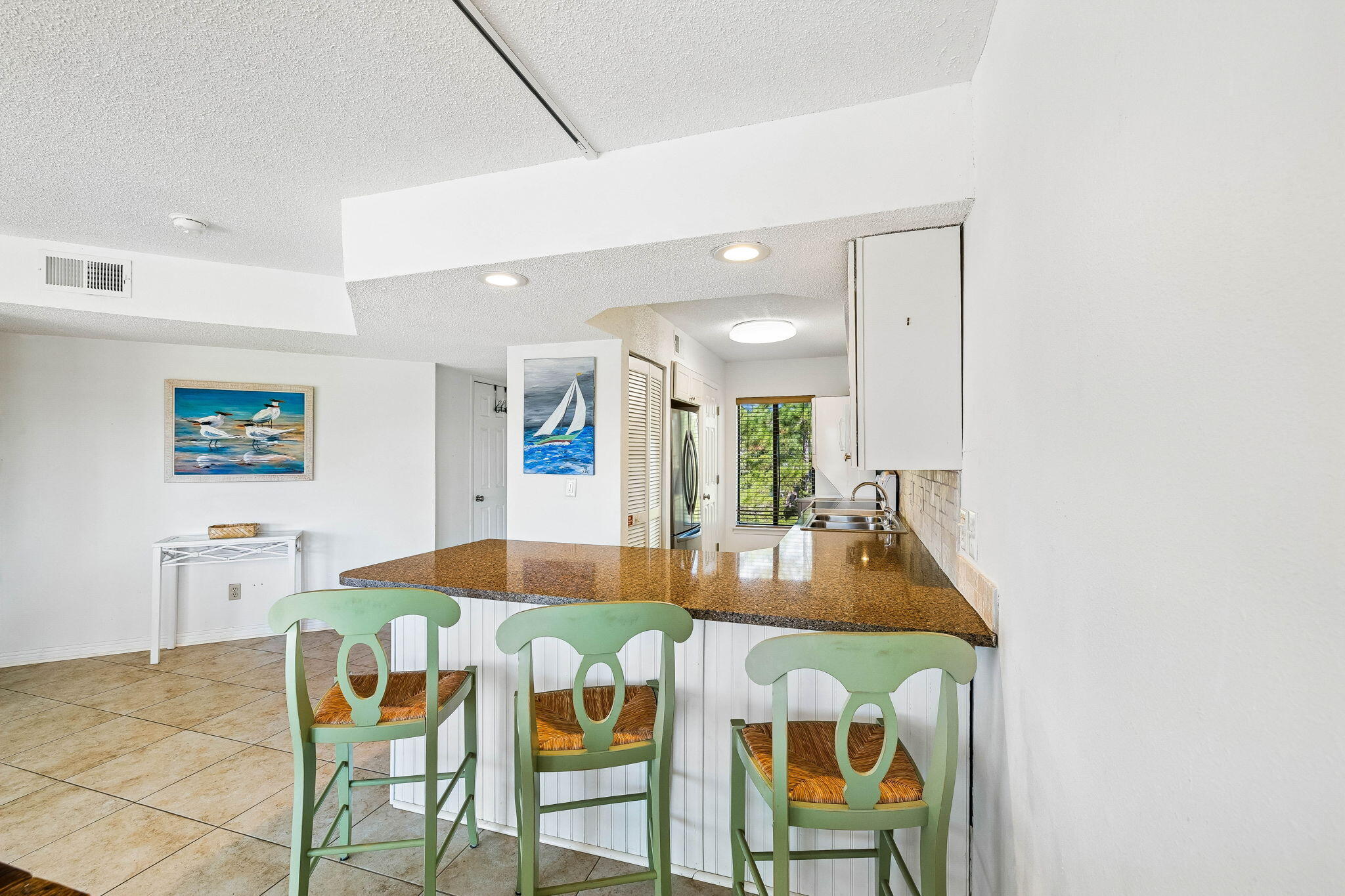 BEACHFRONT 2 PH 3 - Residential