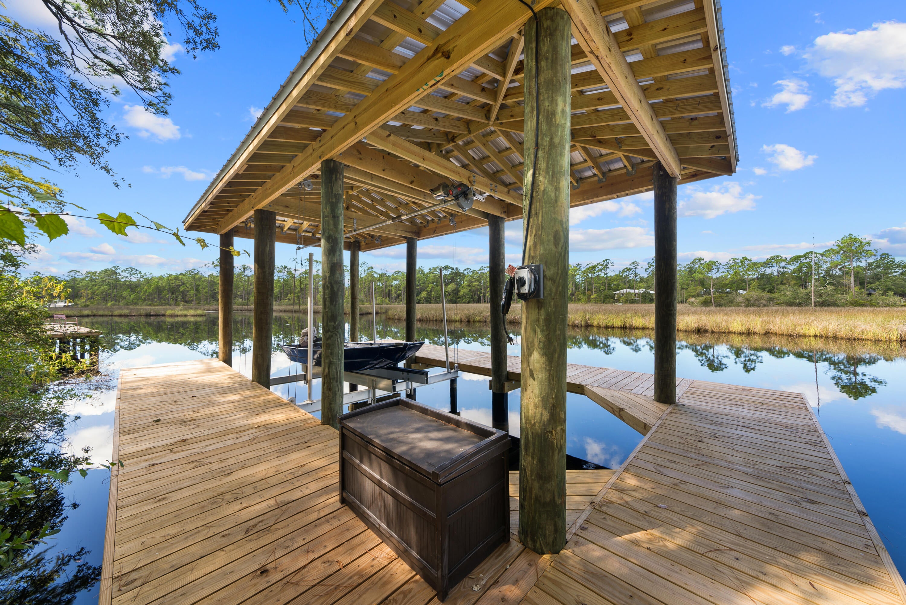 HOLLEY GROVE - Residential