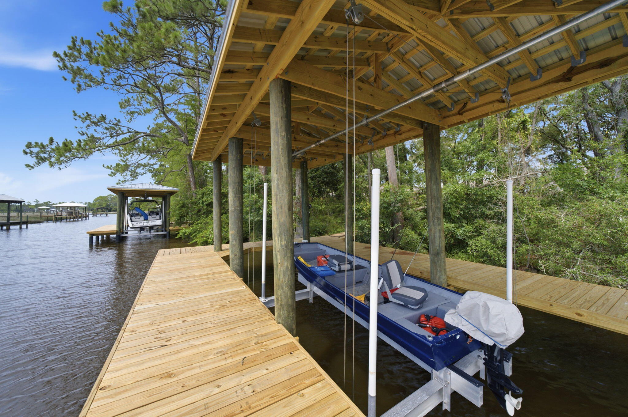 HOLLEY GROVE - Residential