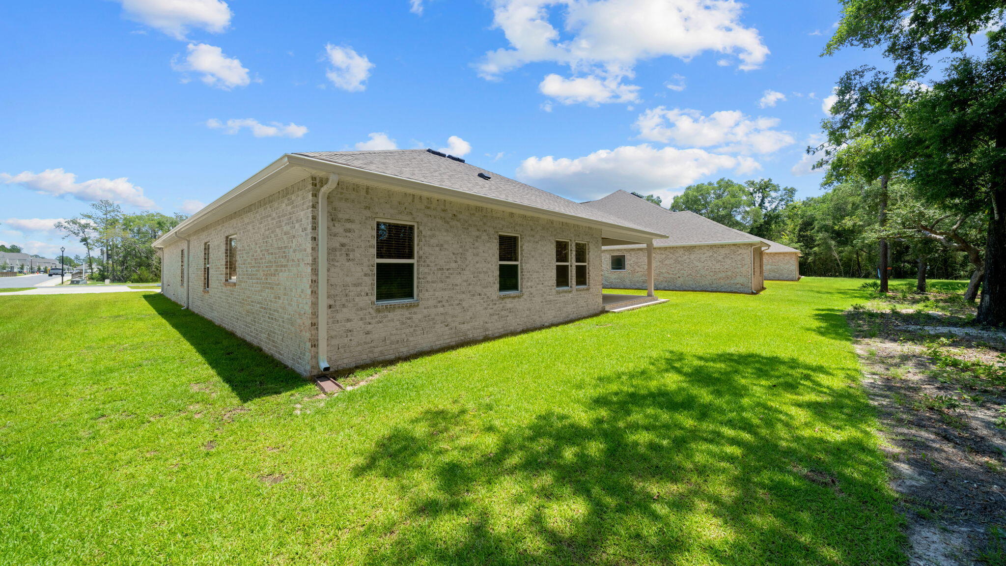 HOLLEY GROVE - Residential