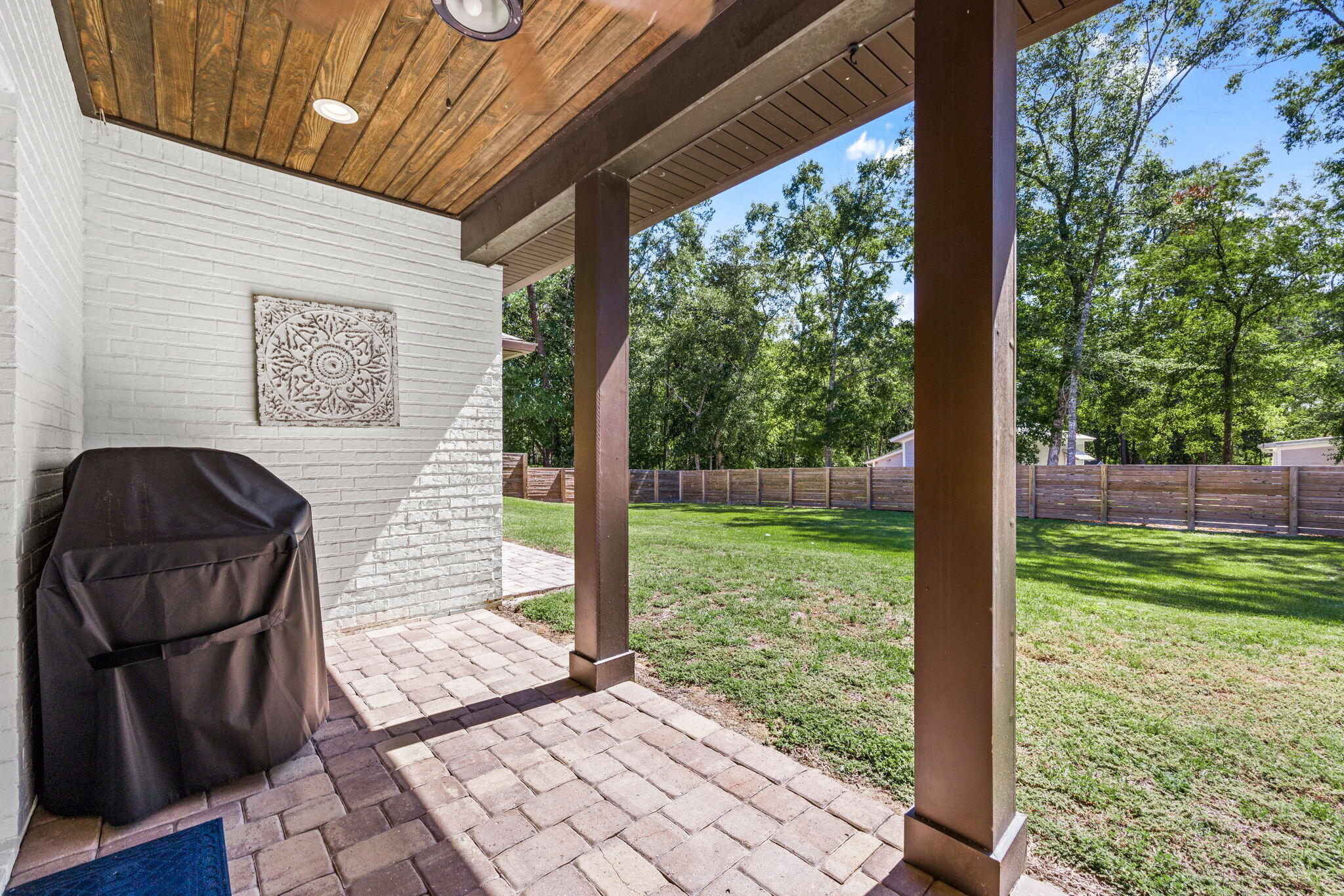 LAGRANGE SHORES - Residential