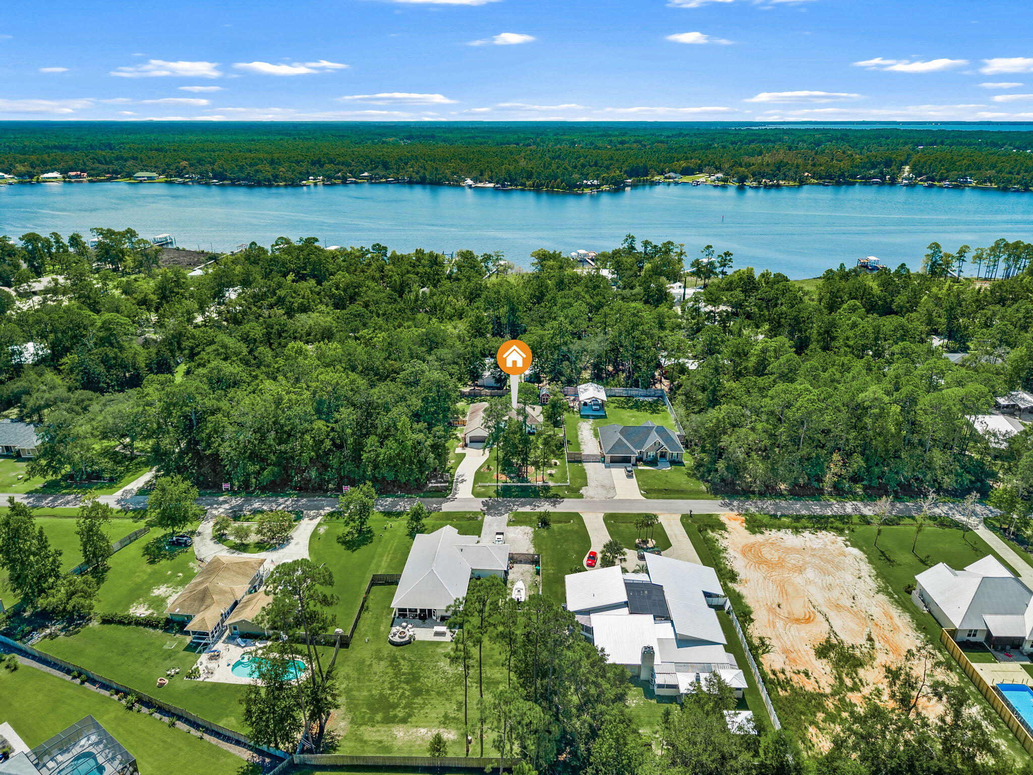 LAGRANGE SHORES - Residential