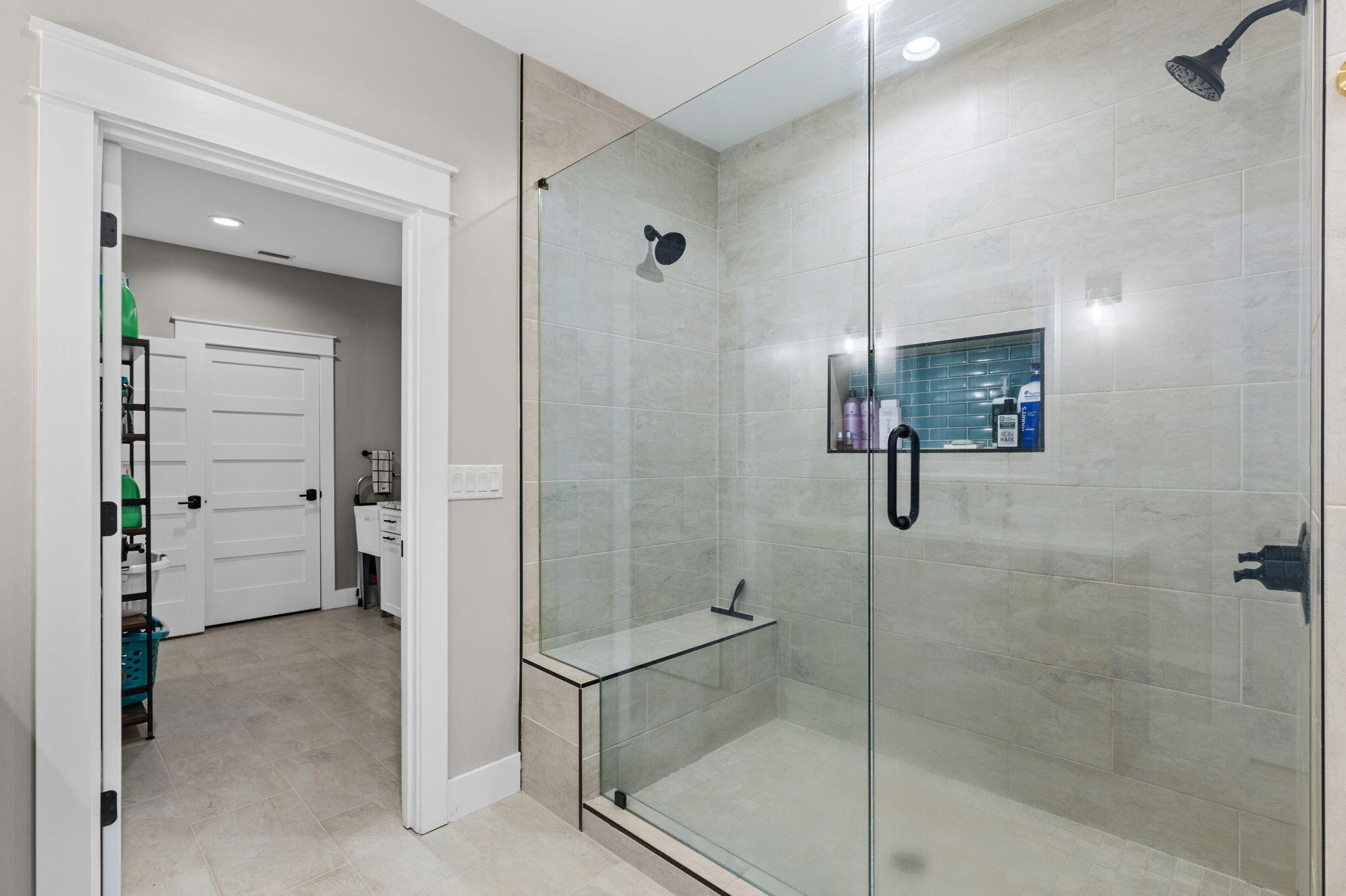 LAGRANGE SHORES - Residential