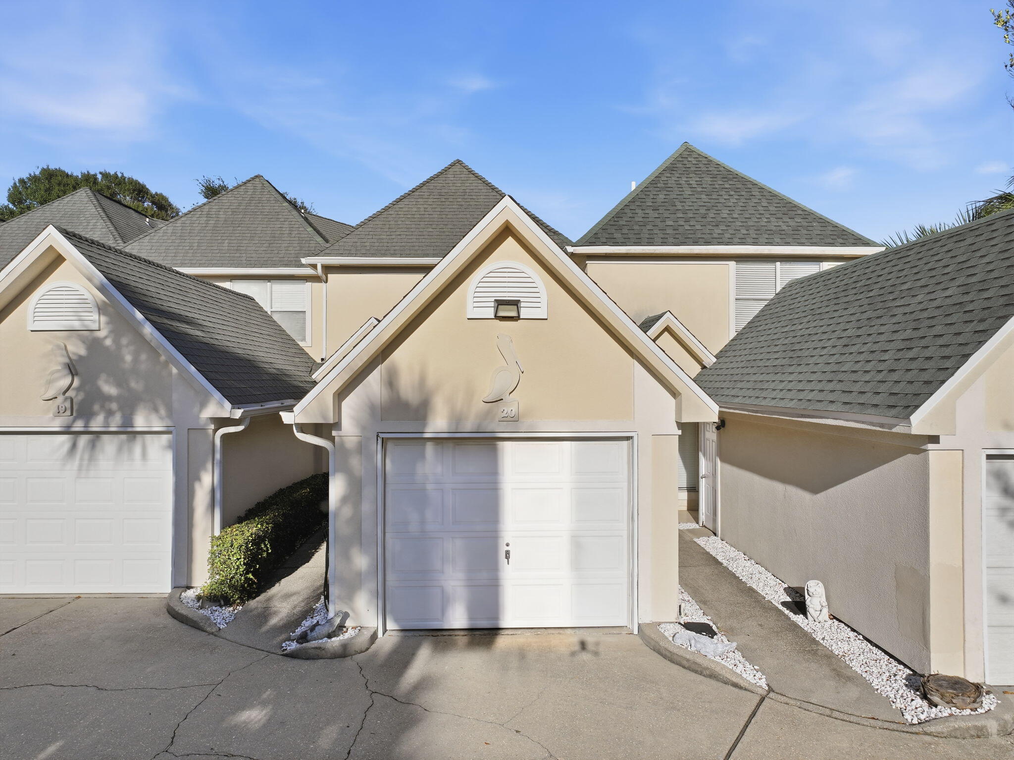 PELICAN PLACE T/H EAST LOT 20 - Residential