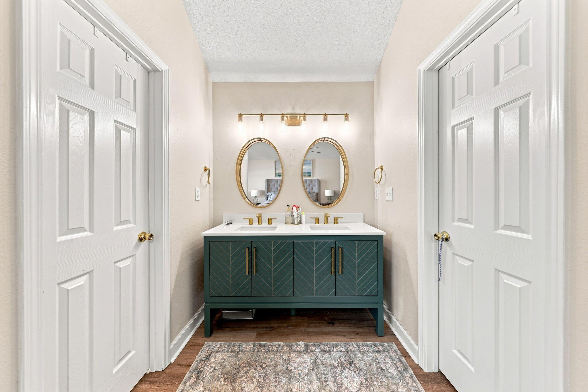 PELICAN PLACE T/H EAST LOT 20 - Residential