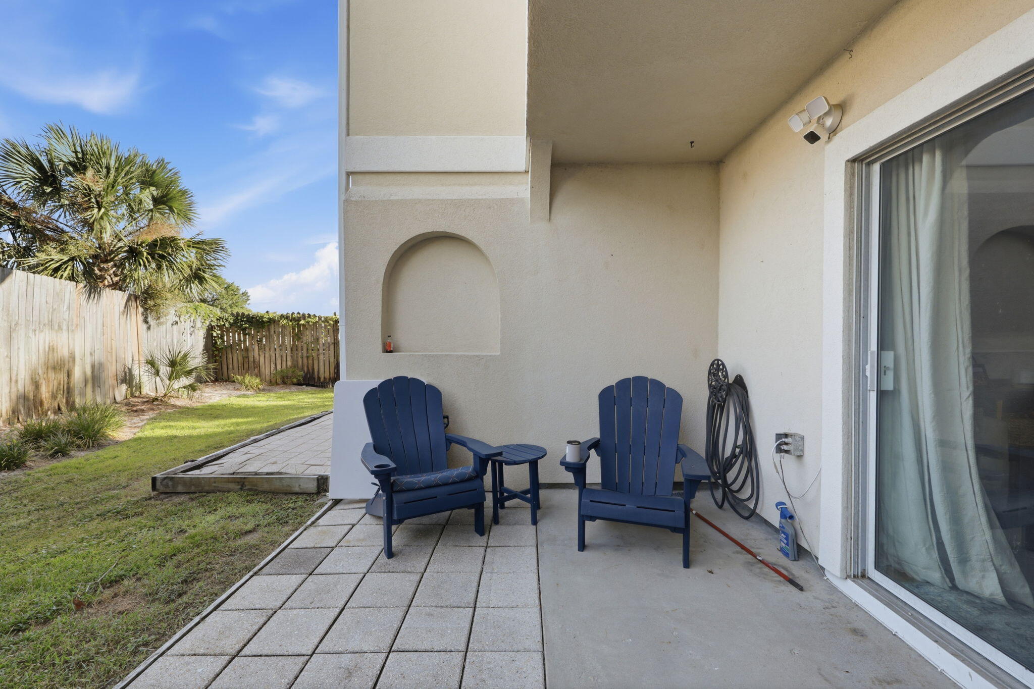PELICAN PLACE T/H EAST LOT 20 - Residential