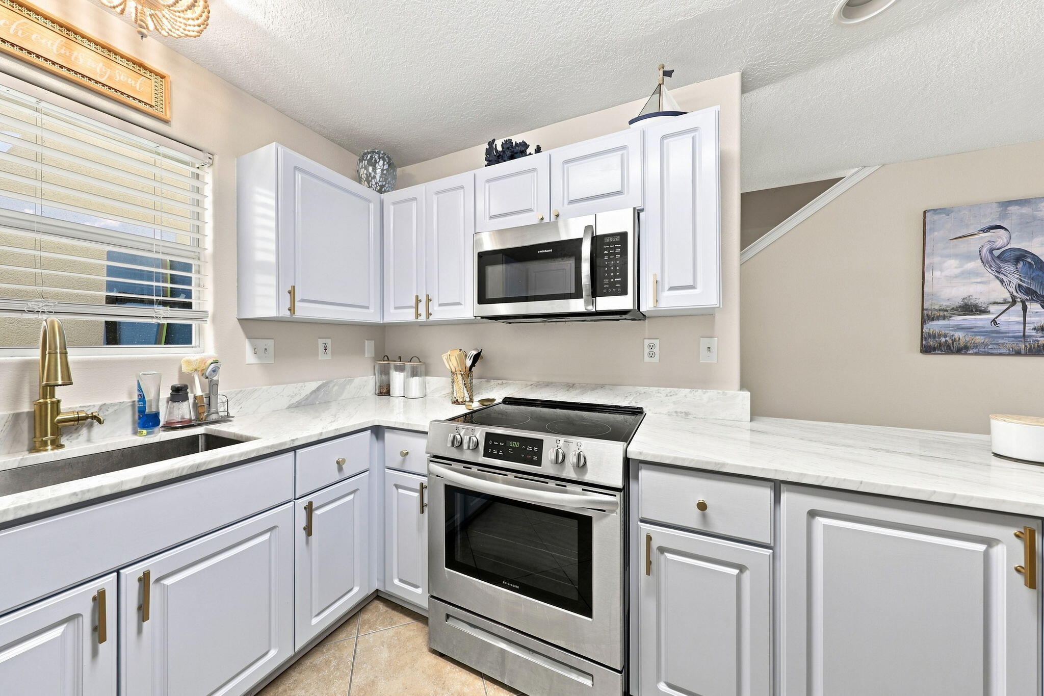 PELICAN PLACE T/H EAST LOT 20 - Residential