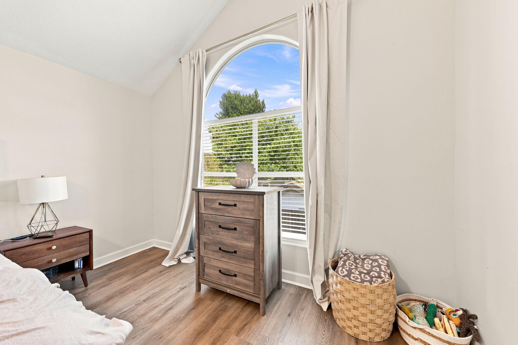 PELICAN PLACE T/H EAST LOT 20 - Residential