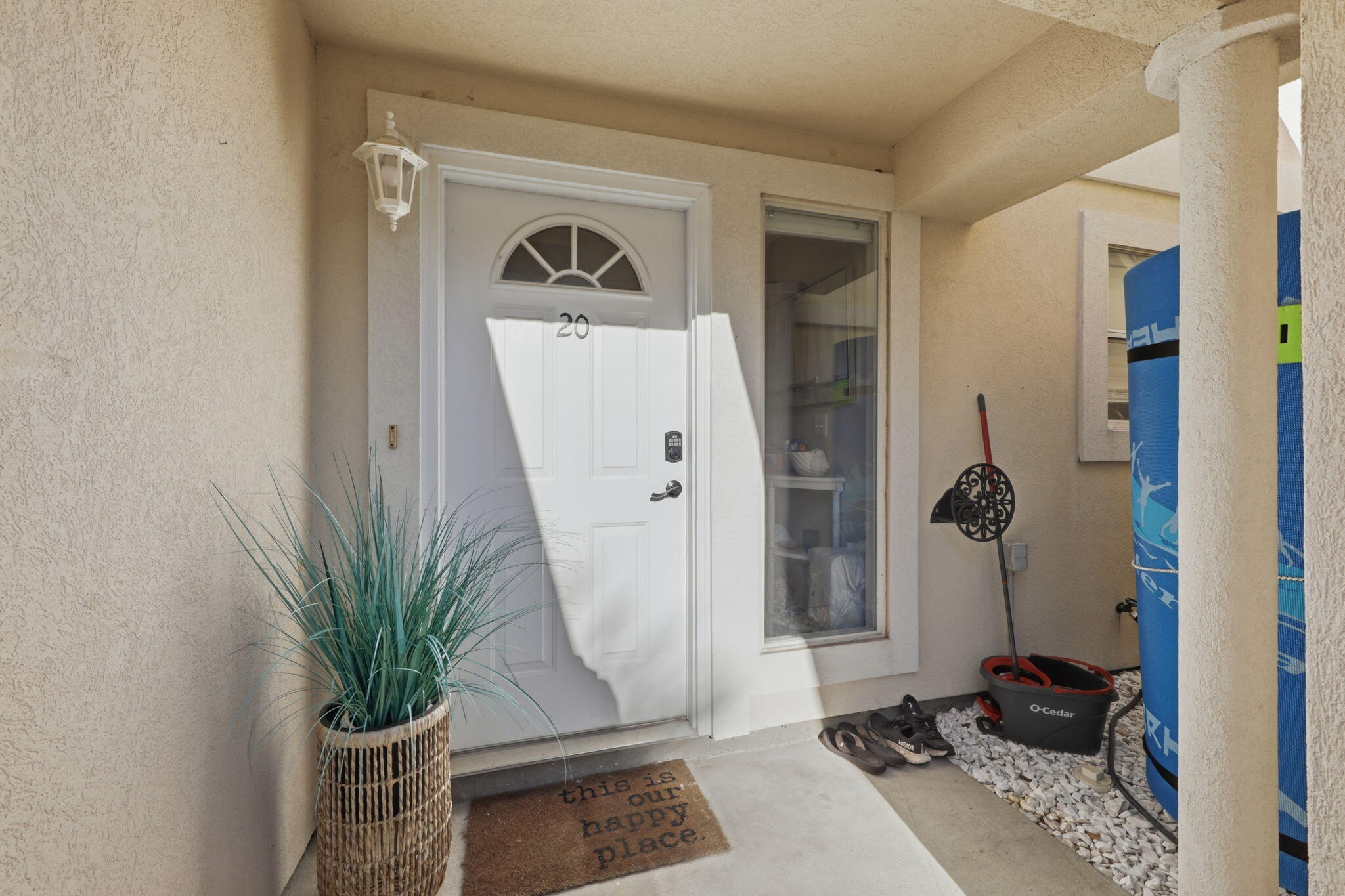 PELICAN PLACE T/H EAST LOT 20 - Residential