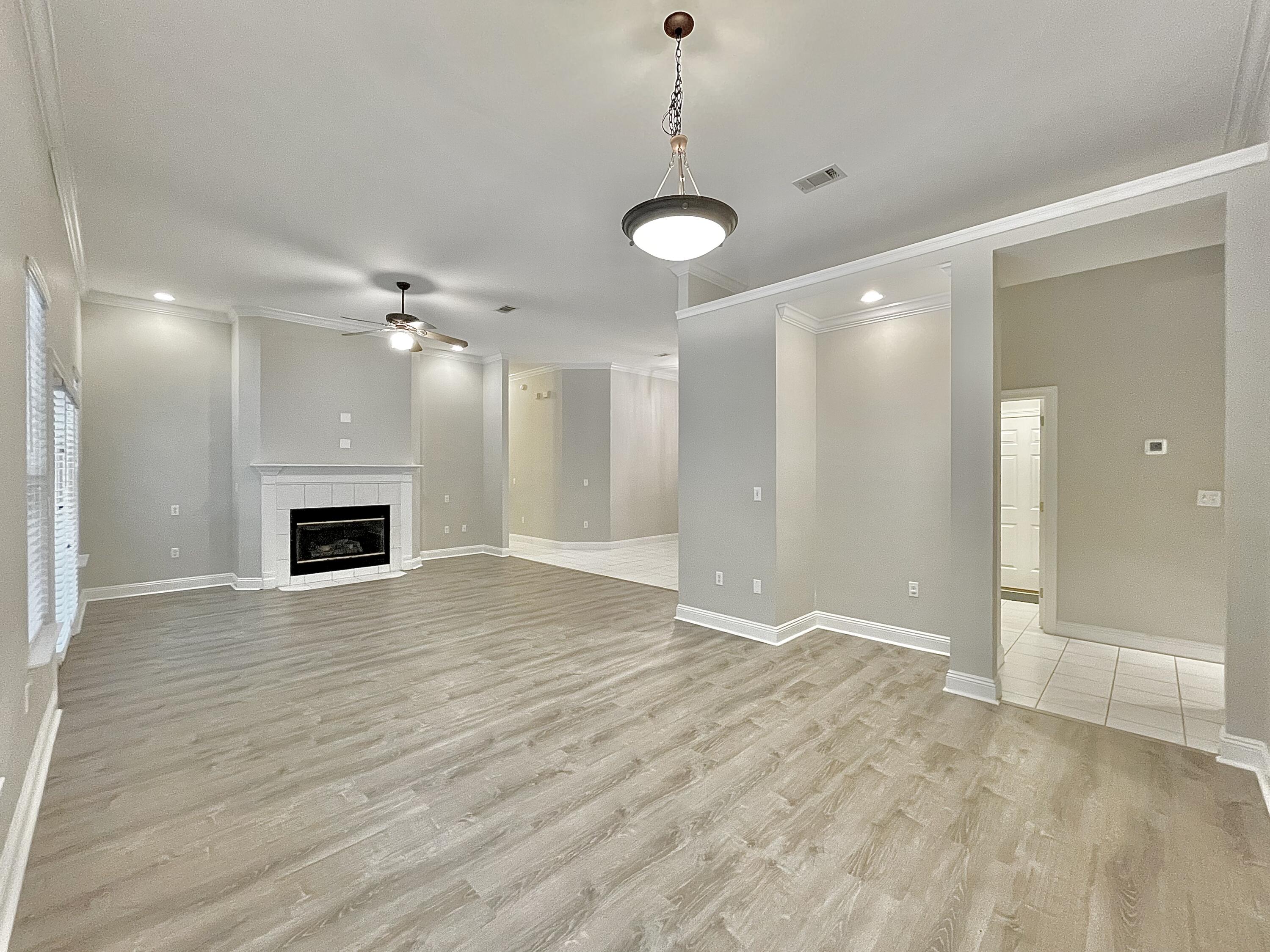 SHOAL LANDING EAST - Residential