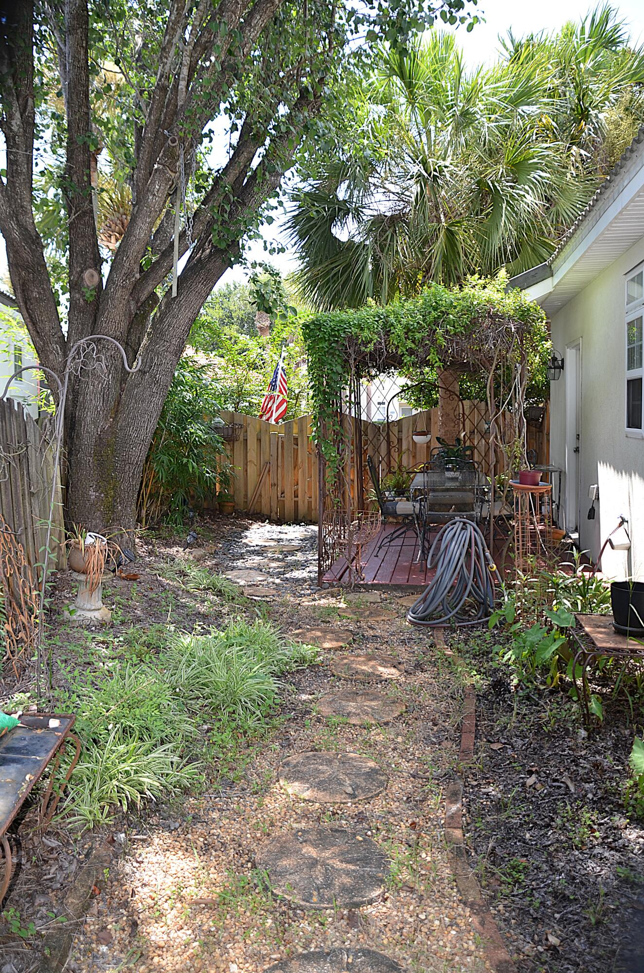 TUSCANY S/D PH2 LOT 40 - Residential