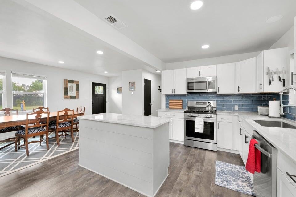 BEL AIR - Residential Lease