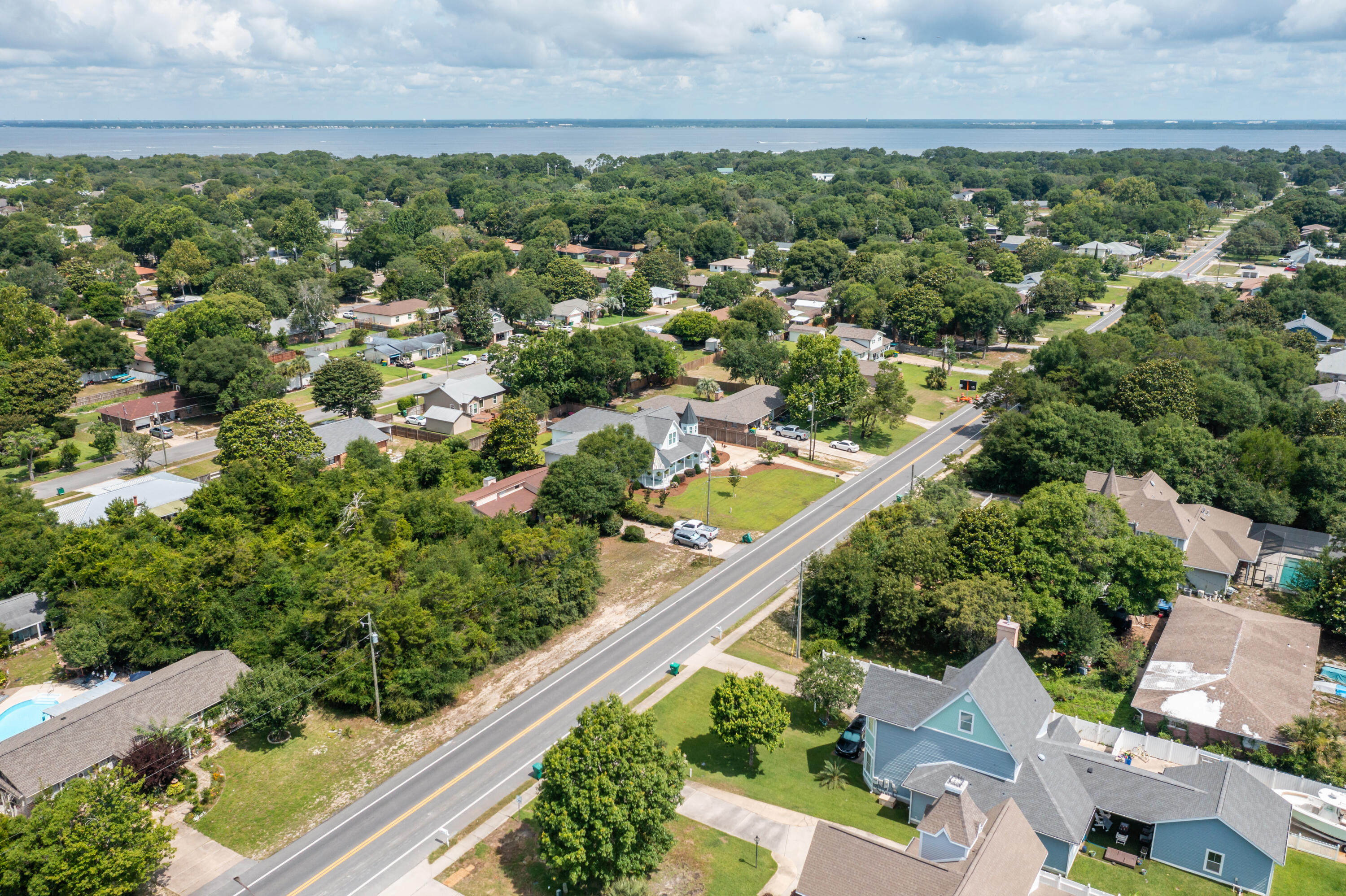 CALHOUN S/D TO DESTIN - Residential