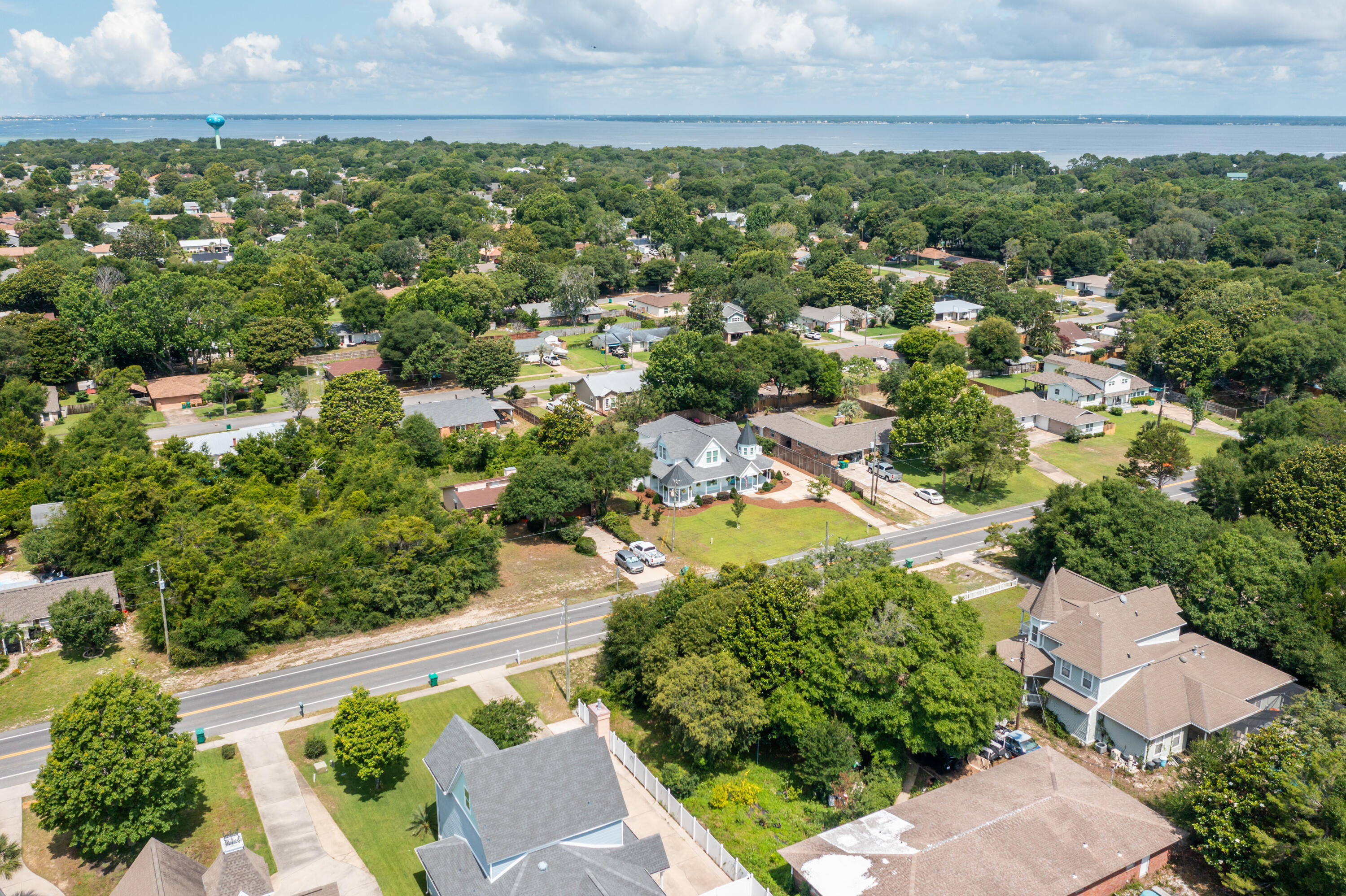 CALHOUN S/D TO DESTIN - Residential